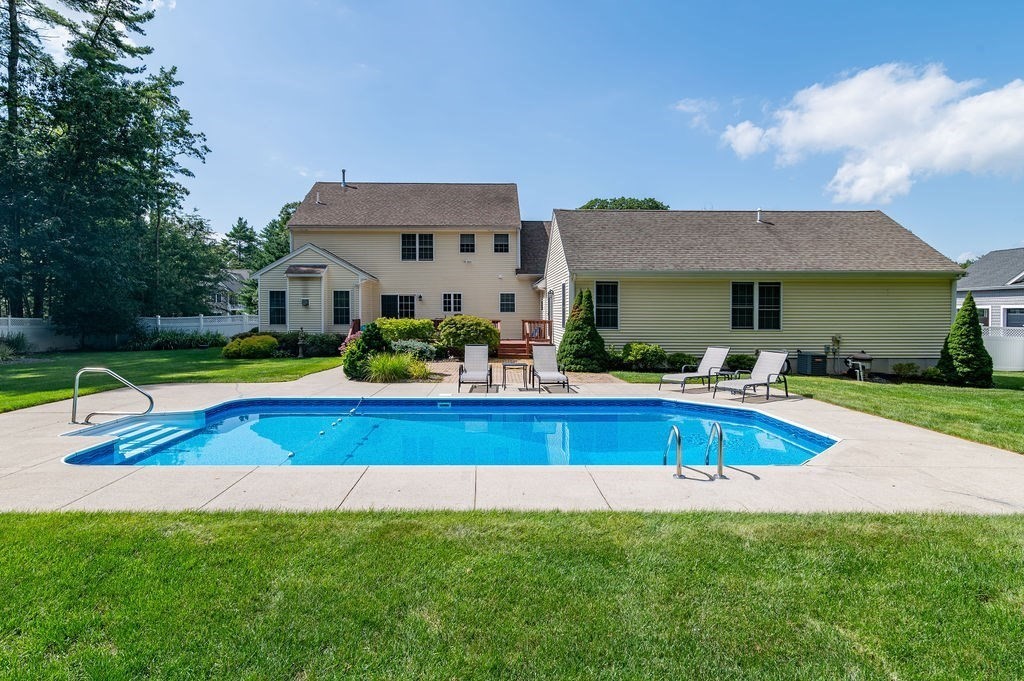 53 Queens Circle, Raynham, MA 02767 - Image 6