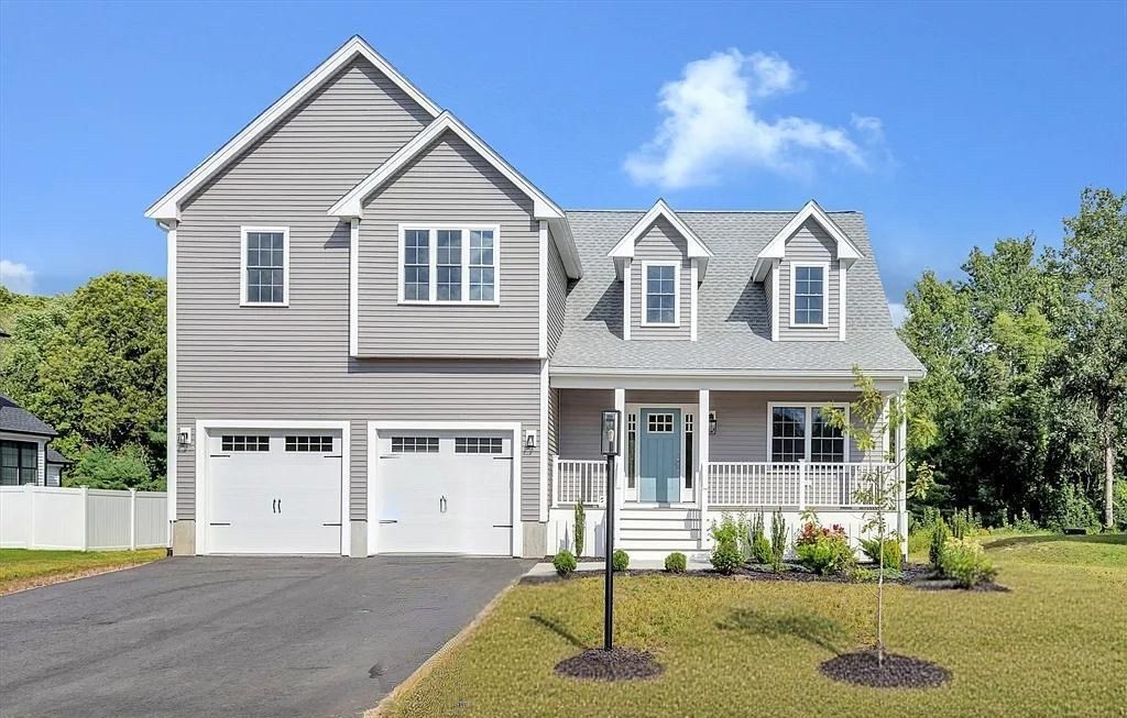 22 May Road, Millis, MA 02054