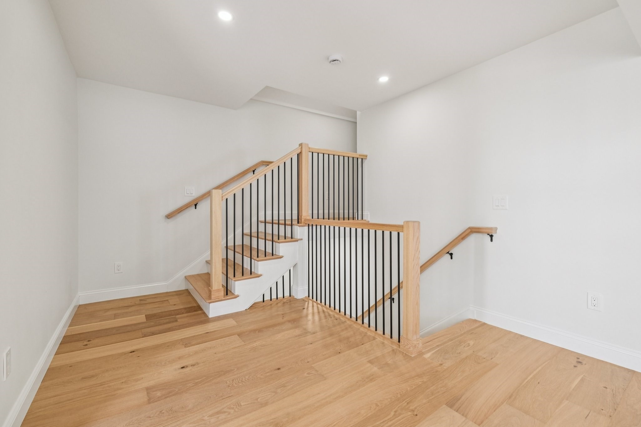 32 Larch Unit 32, Brighton, Boston, MA 02135 - Image 13