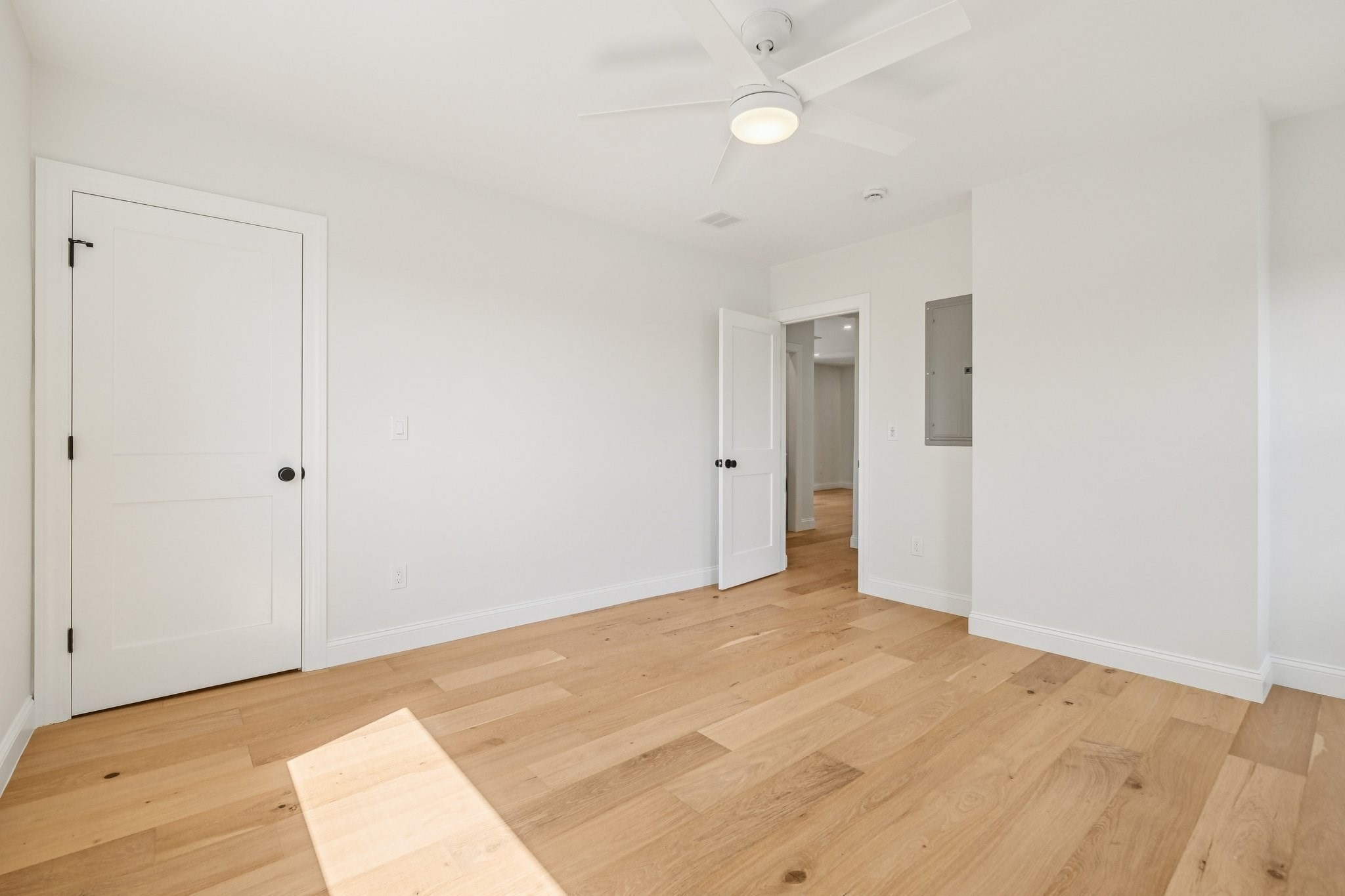 32 Larch Unit 32, Brighton, Boston, MA 02135 - Image 21