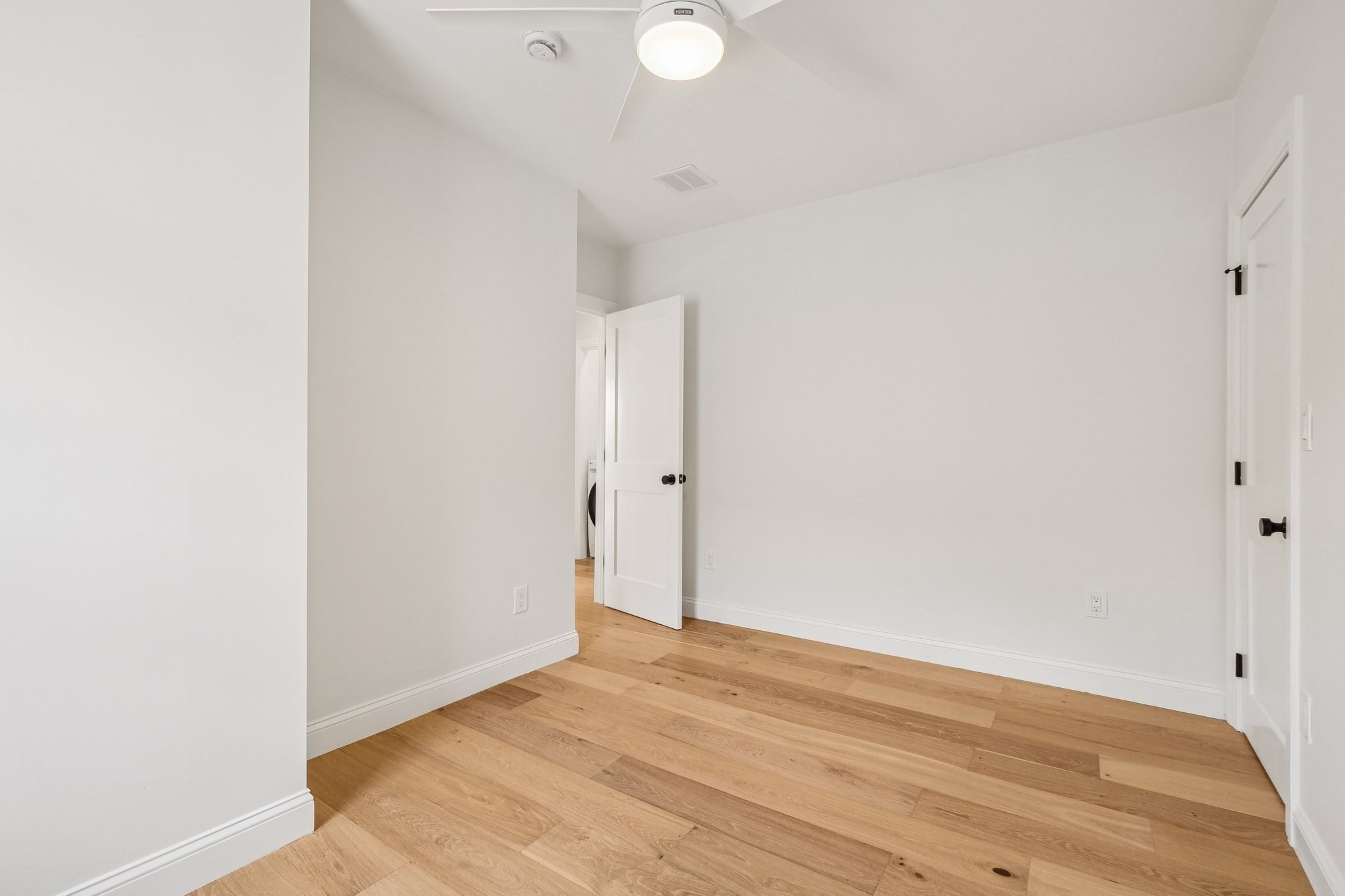 32 Larch Unit 32, Brighton, Boston, MA 02135 - Image 22