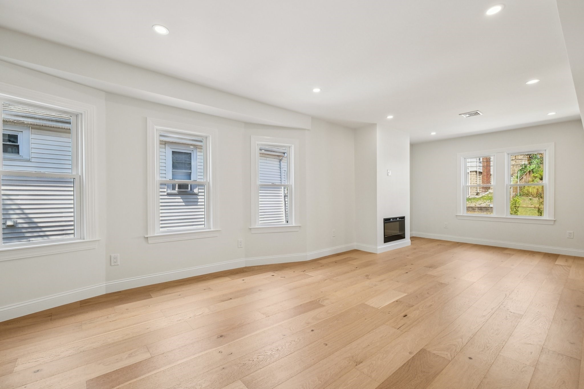 32 Larch Unit 32, Brighton, Boston, MA 02135 - Image 10