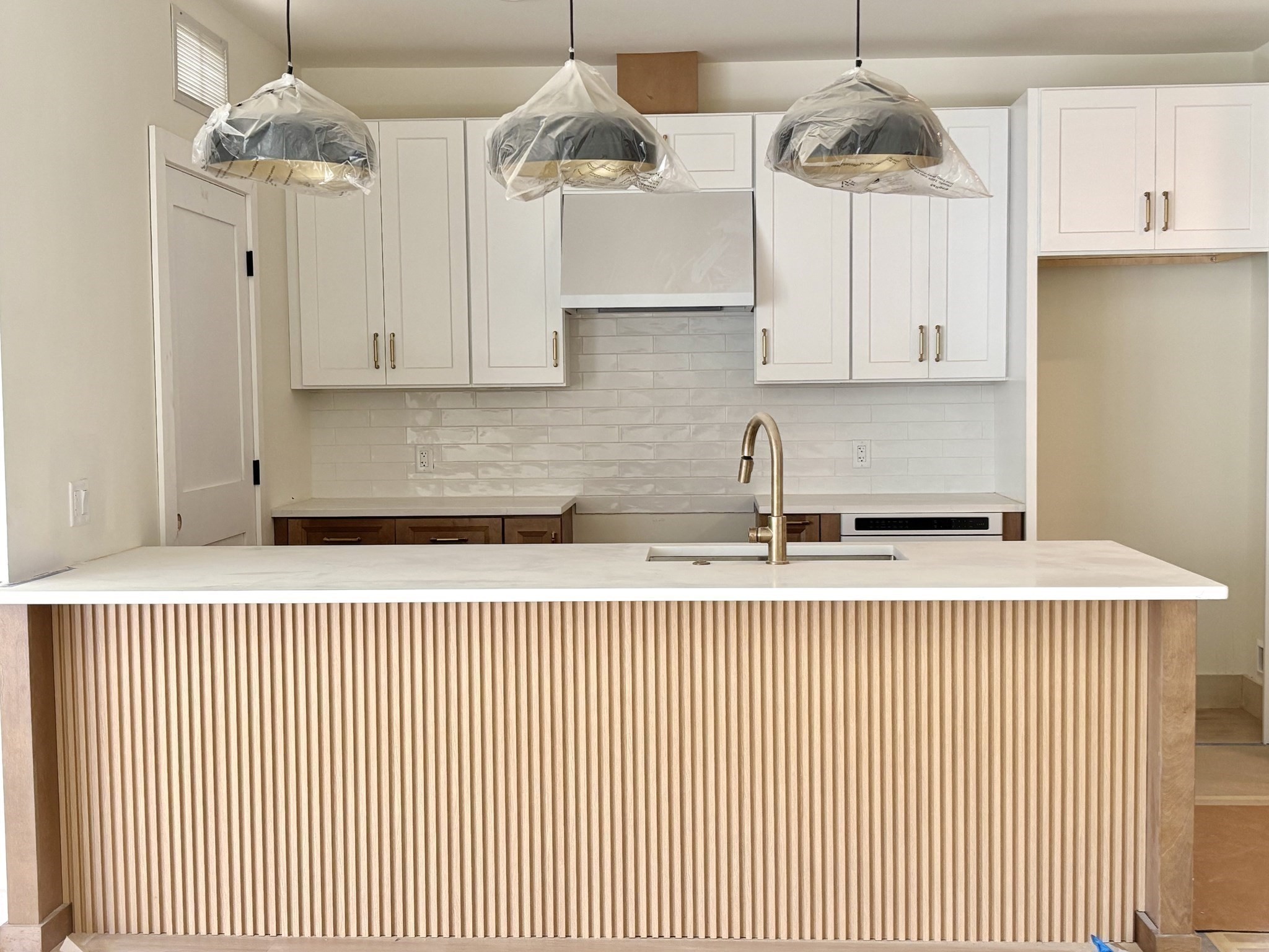 1025 Massachusetts Avenue Unit 304, Arlington, MA 02476 - Image 4