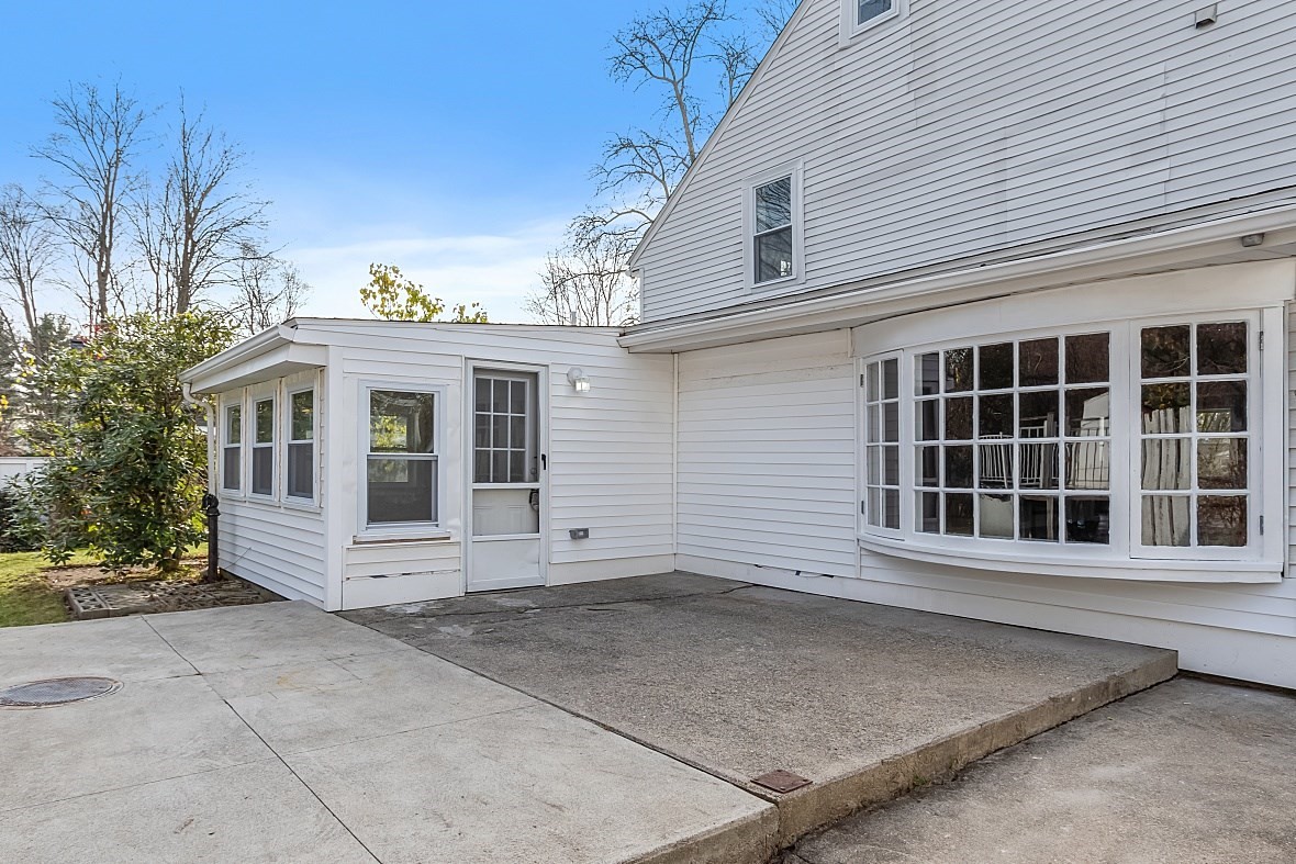 135 Cumberland Ave, Attleboro, MA 02703 - Image 3