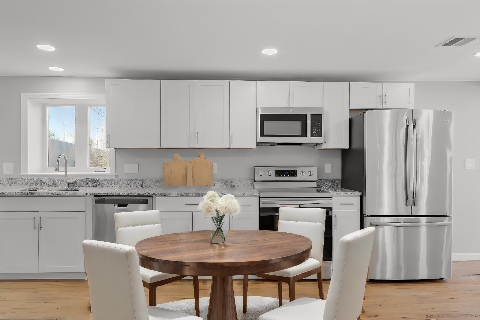 135 Cumberland Ave, Attleboro, MA 02703 - Image 8