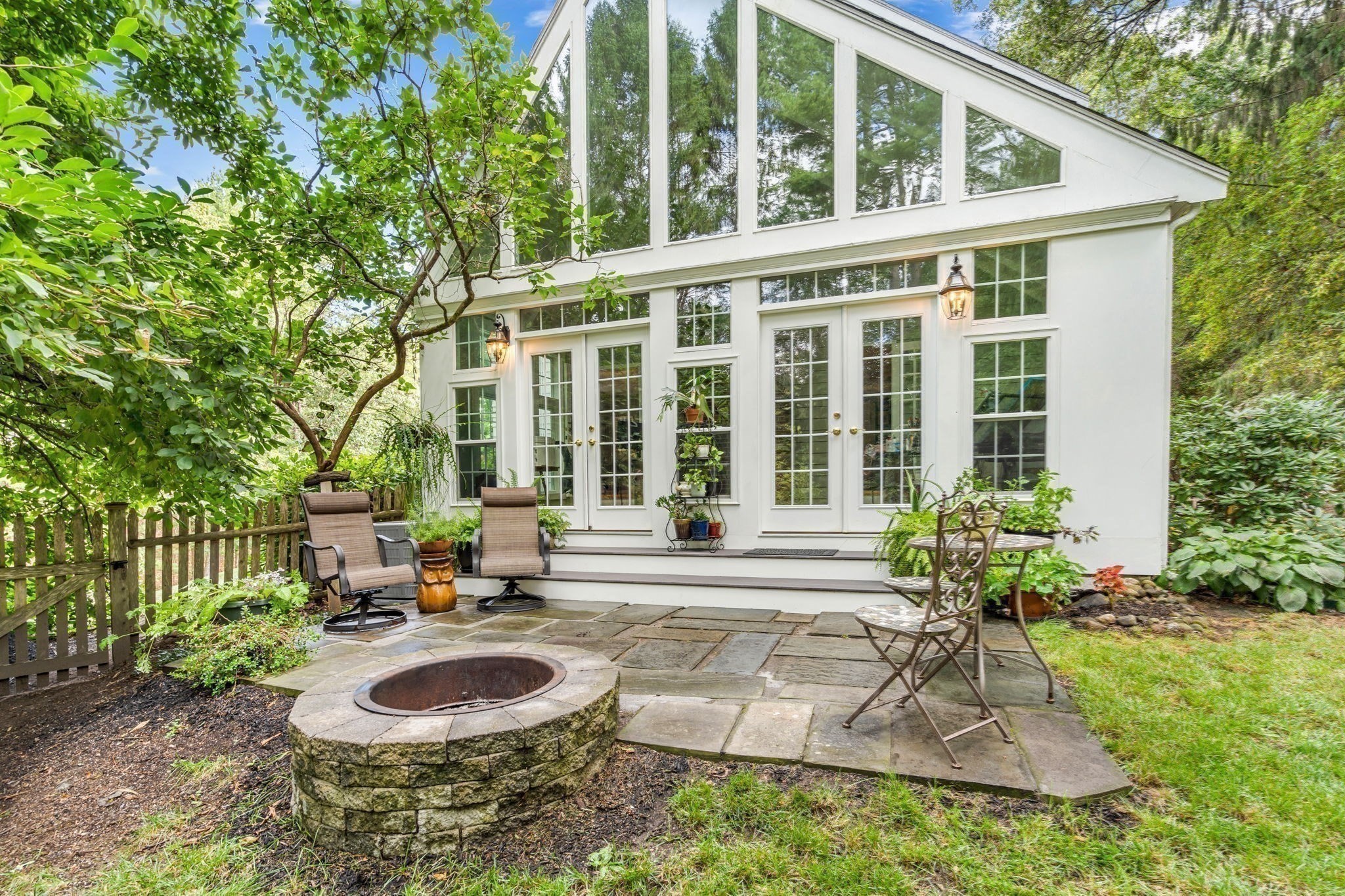 73 Ridge Road, Concord, MA 01742