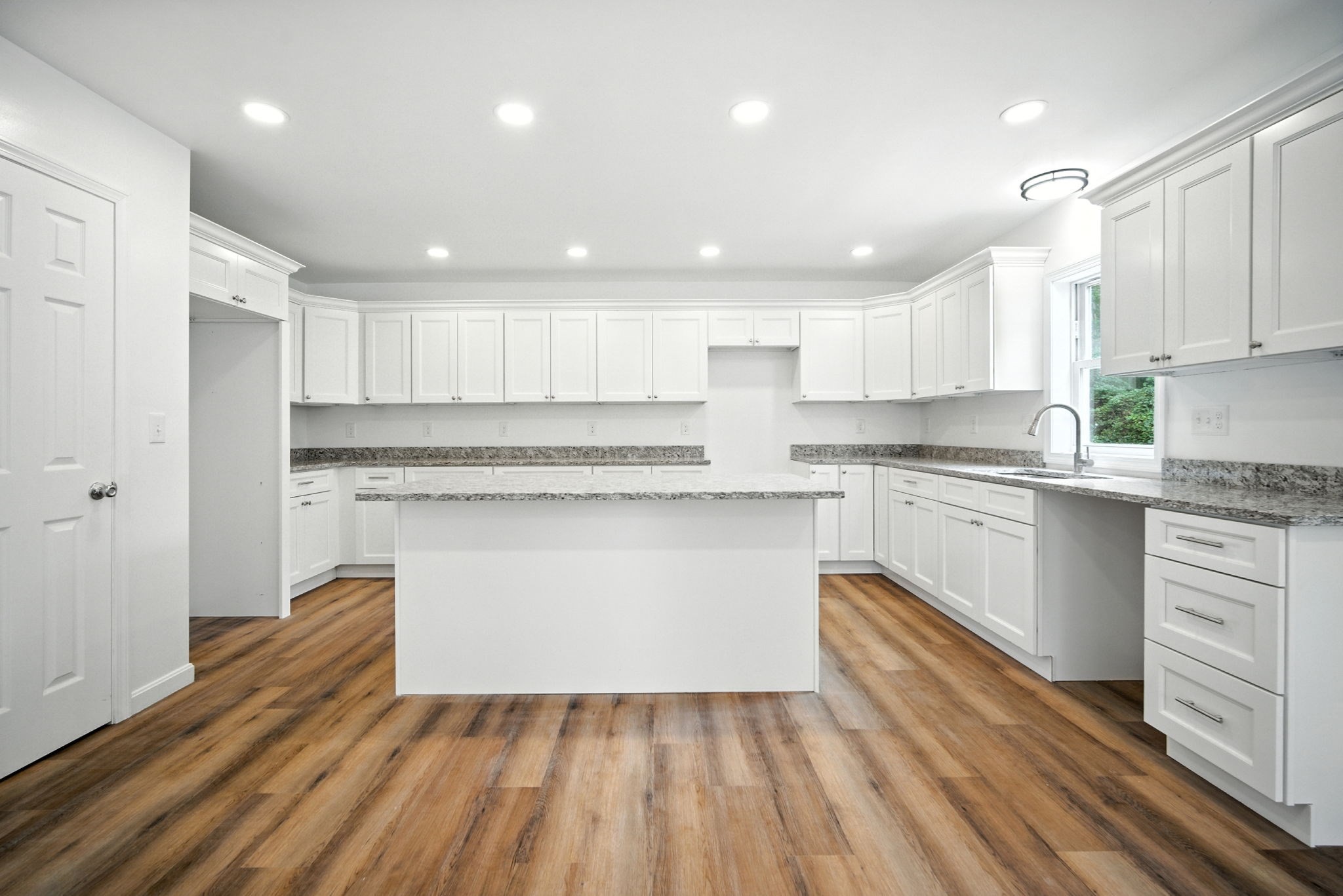 150 Seymour Ave, Springfield, MA 01109 - Image 8