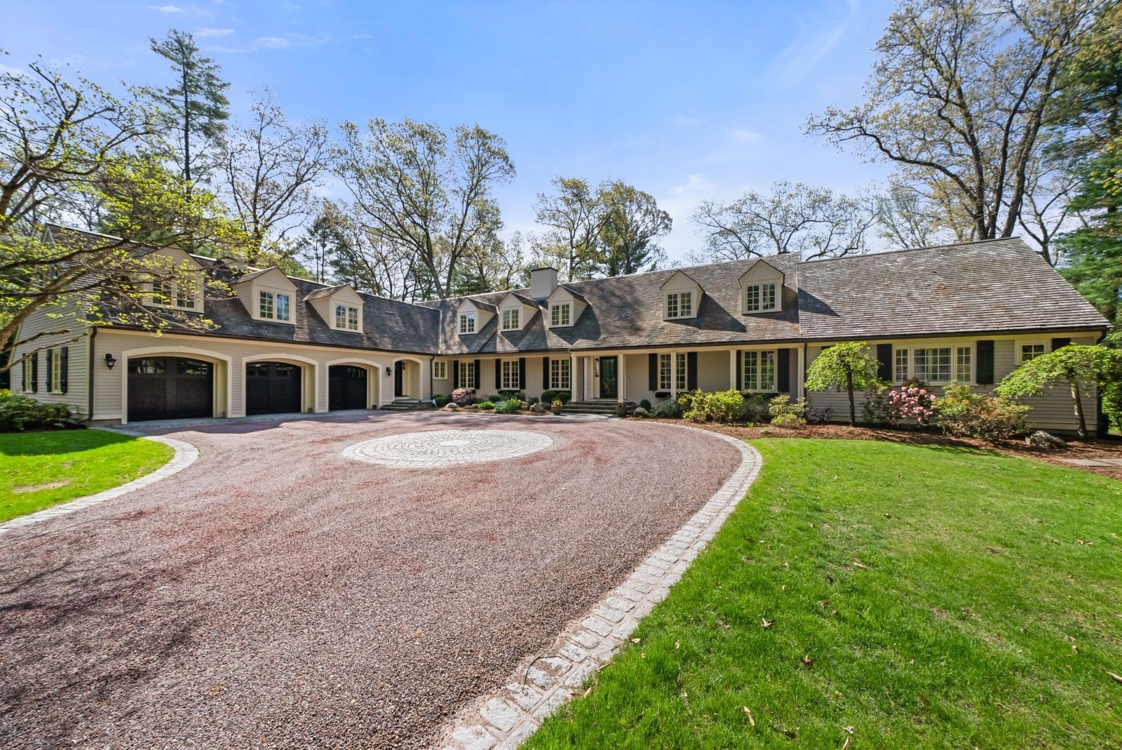 12 Winding River Circle, Wellesley, MA 02482