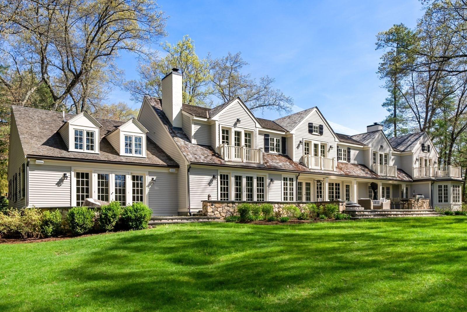 12 Winding River Circle, Wellesley, MA 02482 - Image 3