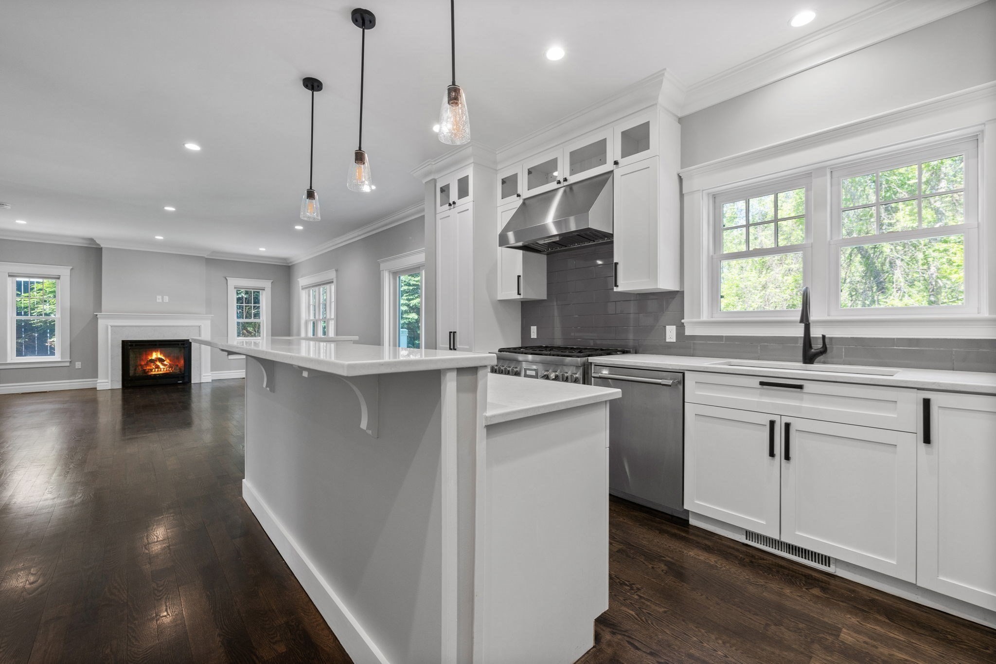 1 Farwell Cir, Newton, MA 02460 - Image 2