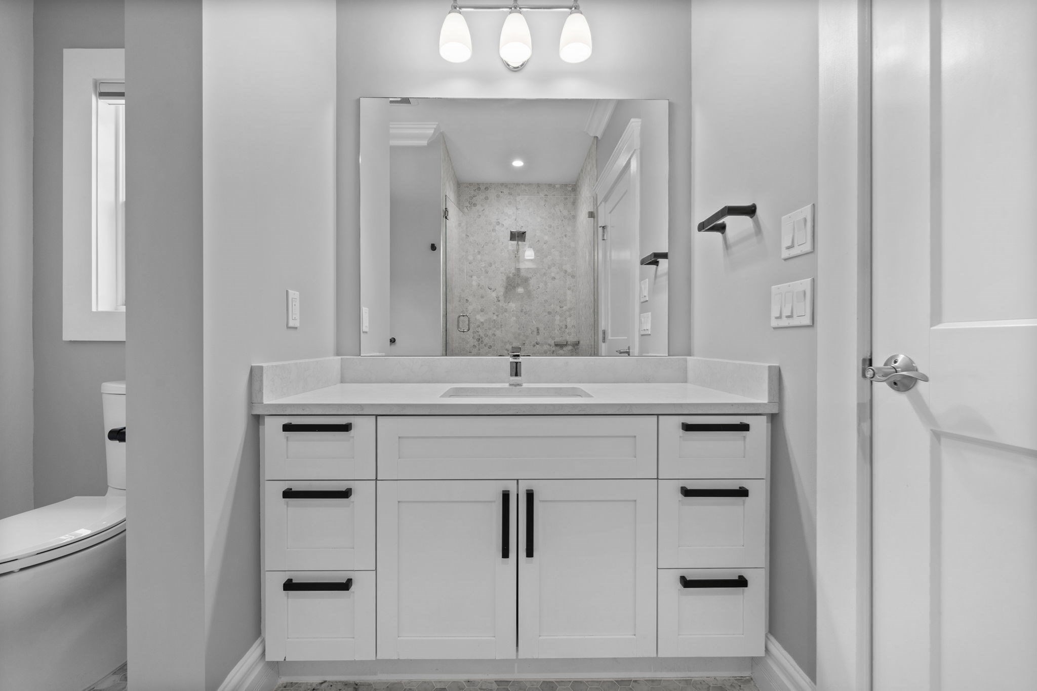 1 Farwell Cir, Newton, MA 02460 - Image 8