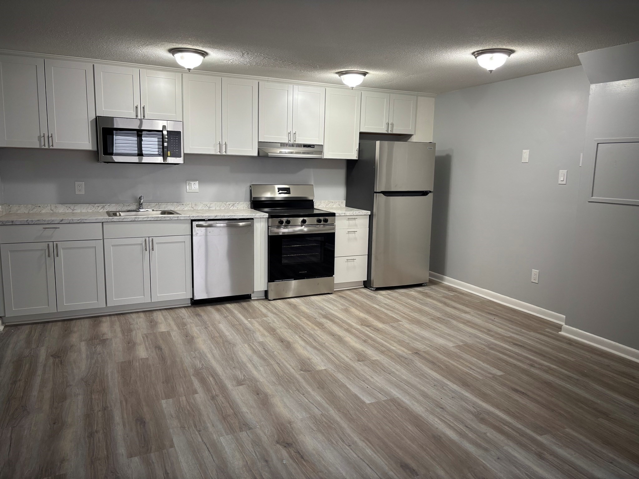 127 Atlantic Avenue Unit 4, Revere, MA 02151 - Image 2