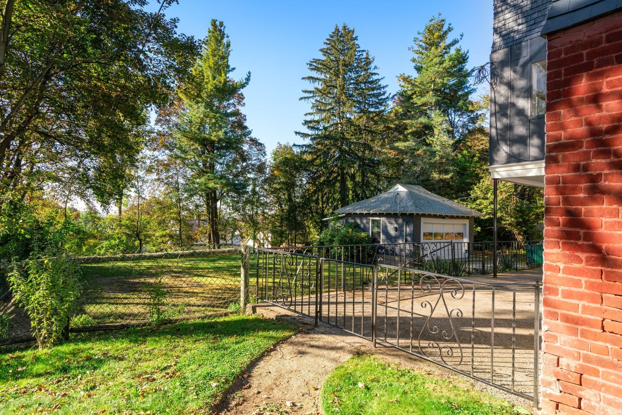 37 Kenwood Ave, Worcester, MA 01605 - Image 2