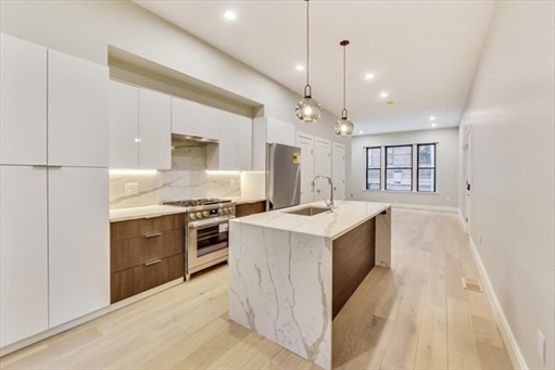14 N Bennet St, Apt 2