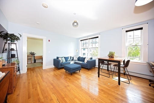 432 Norfolk Street, Apt 4G