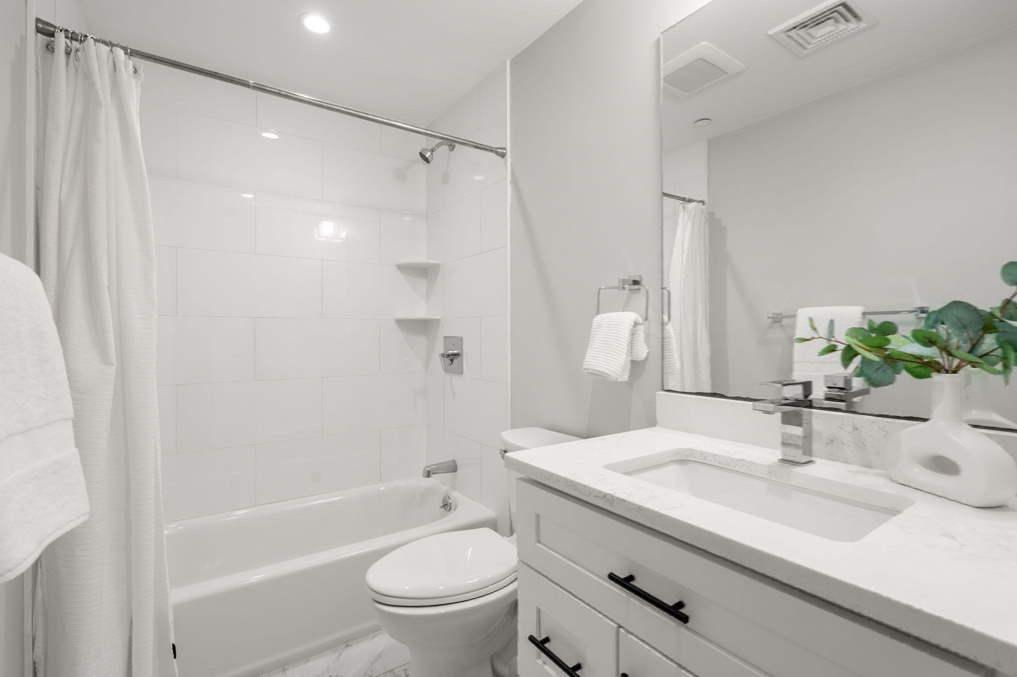 123 Centre St Unit TH6, Dorchester, Boston, MA 02124 - Image 24