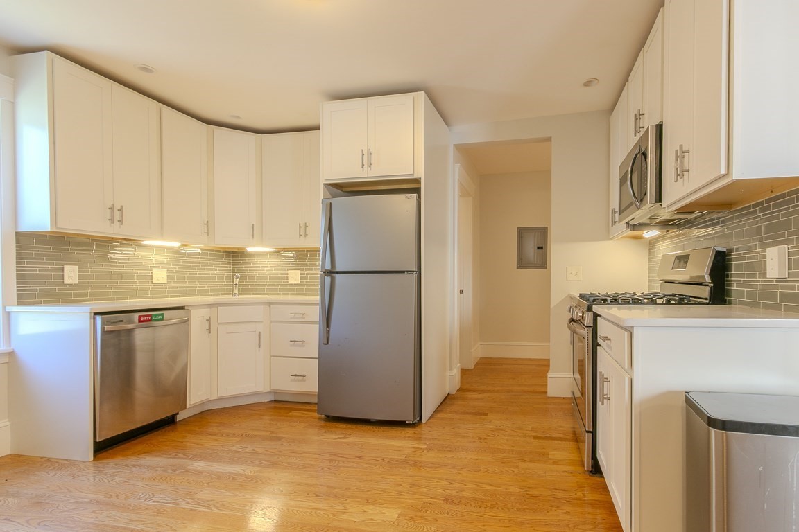 75 Glendower Rd, Roslindale, Boston, MA 02131 - Image 2
