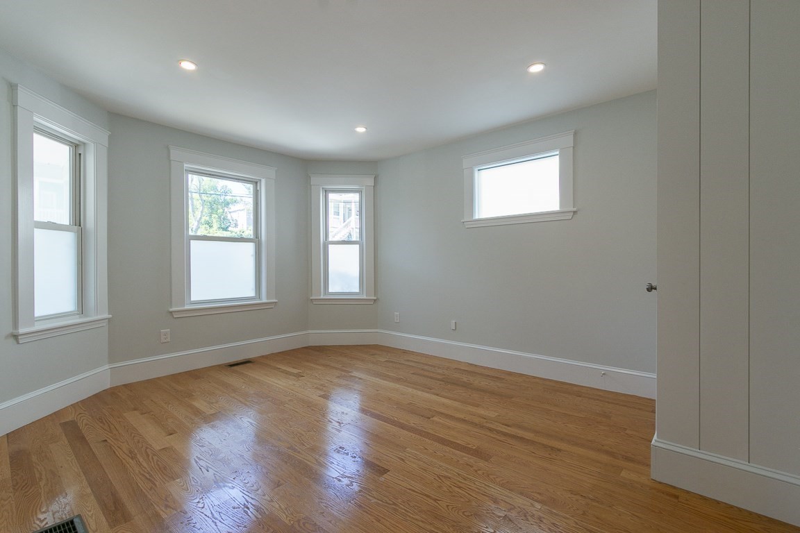 75 Glendower Rd, Roslindale, Boston, MA 02131 - Image 7