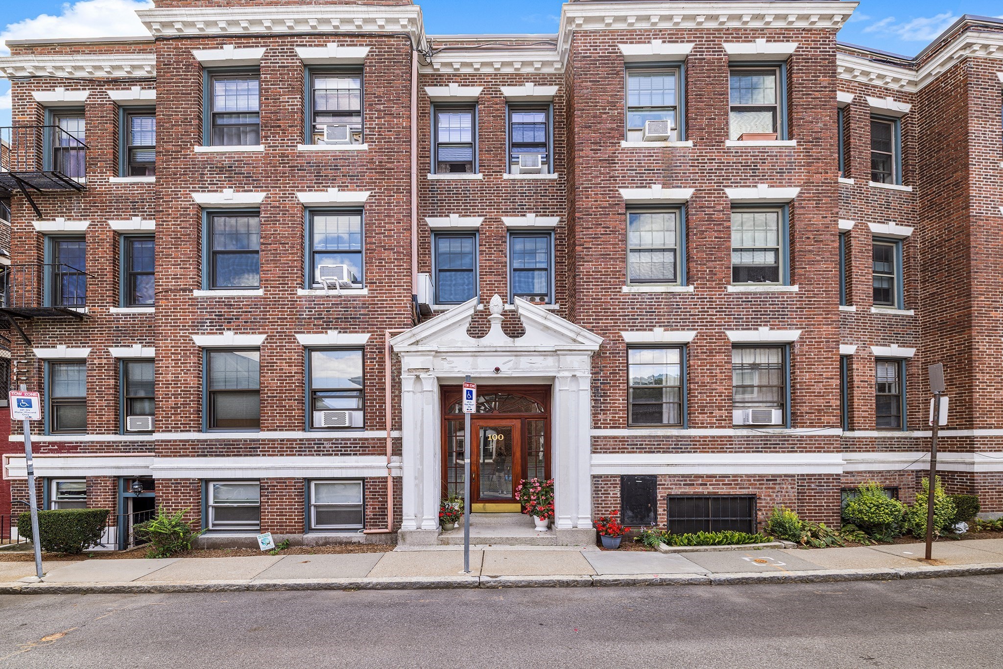 100 Lanark Rd Unit A, Brighton, Boston, MA 02135