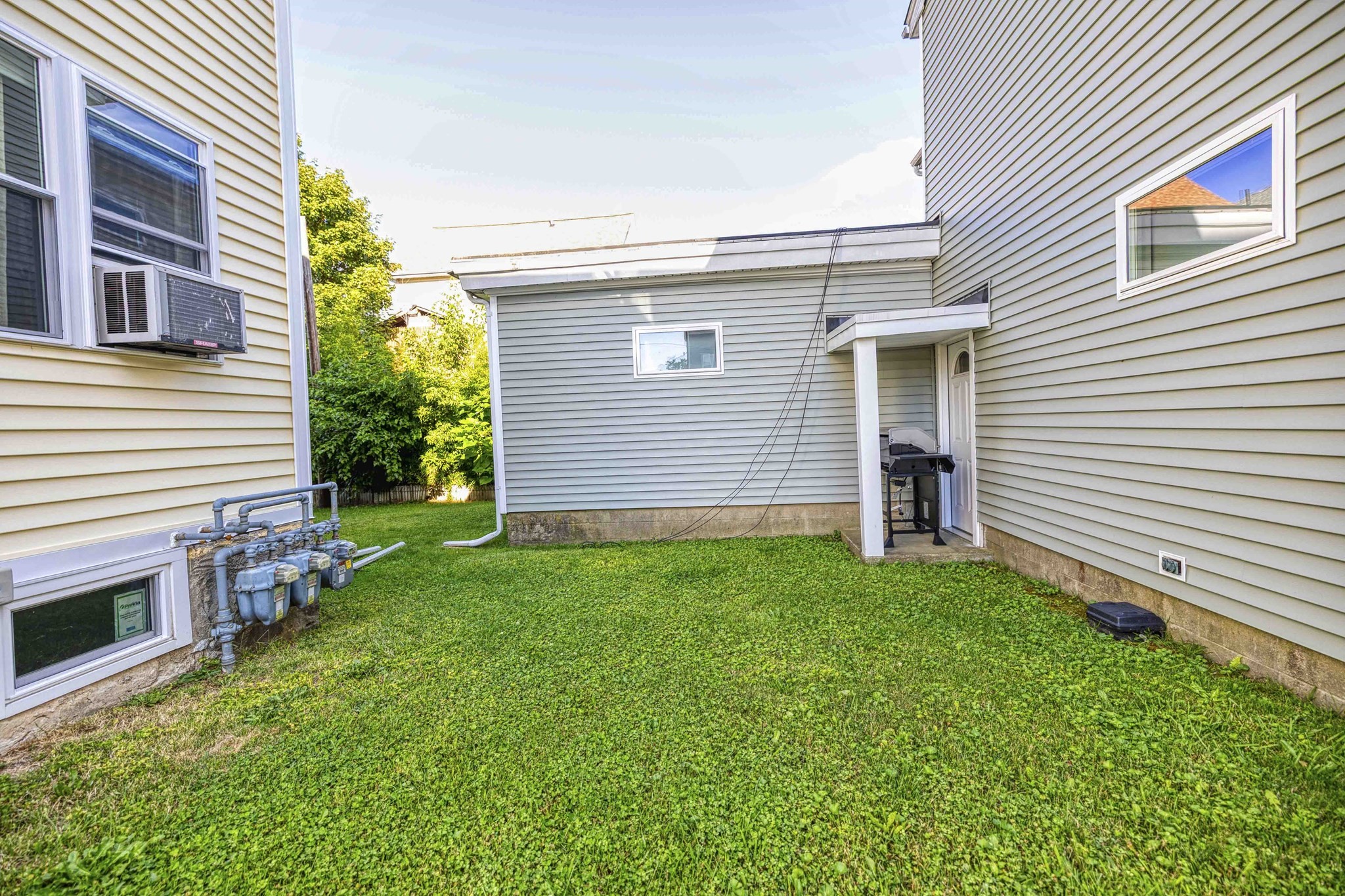 196 Snell St, Fall River, MA 02721 - Image 17