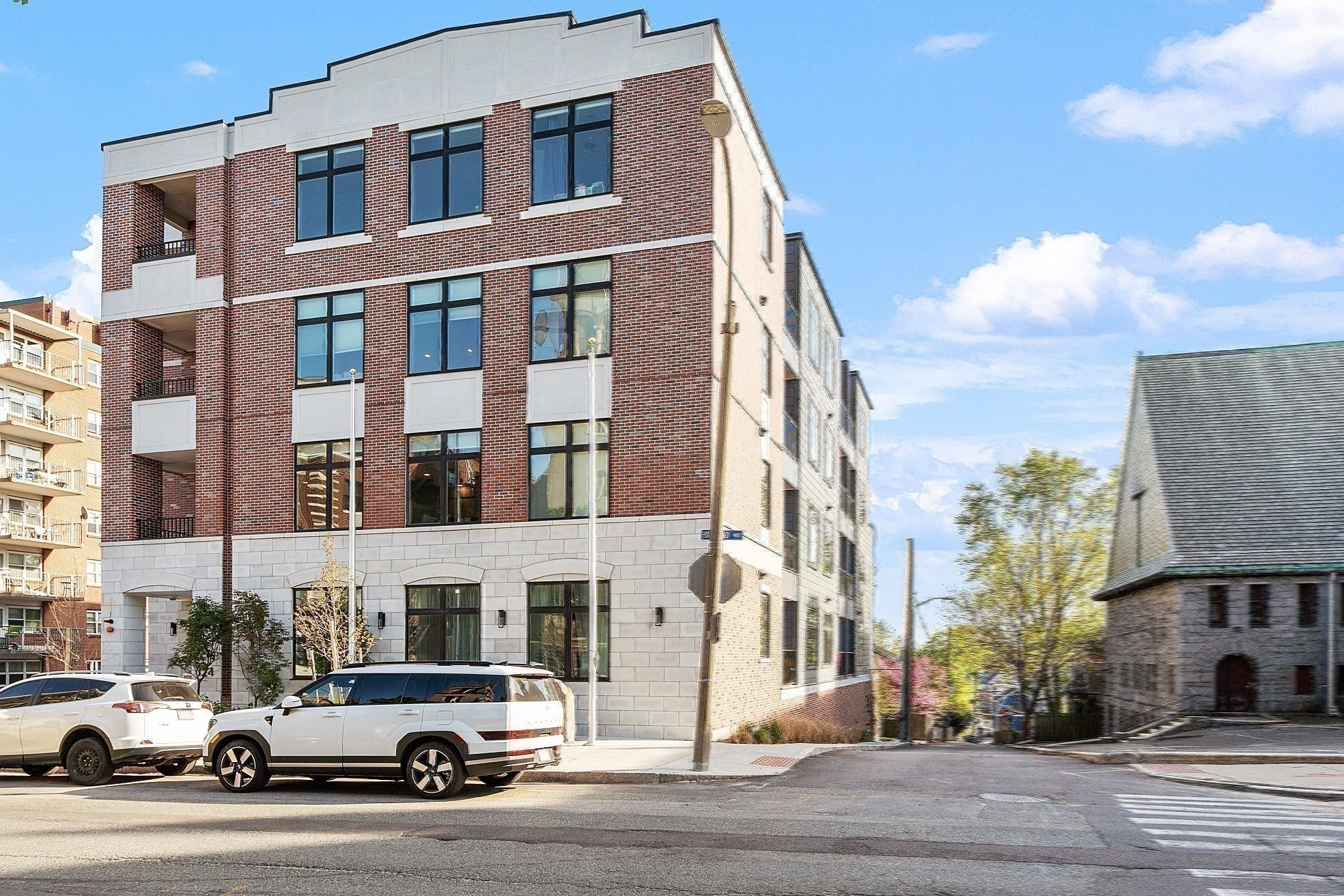 124 Highland Ave Unit 204, Somerville, MA 02143