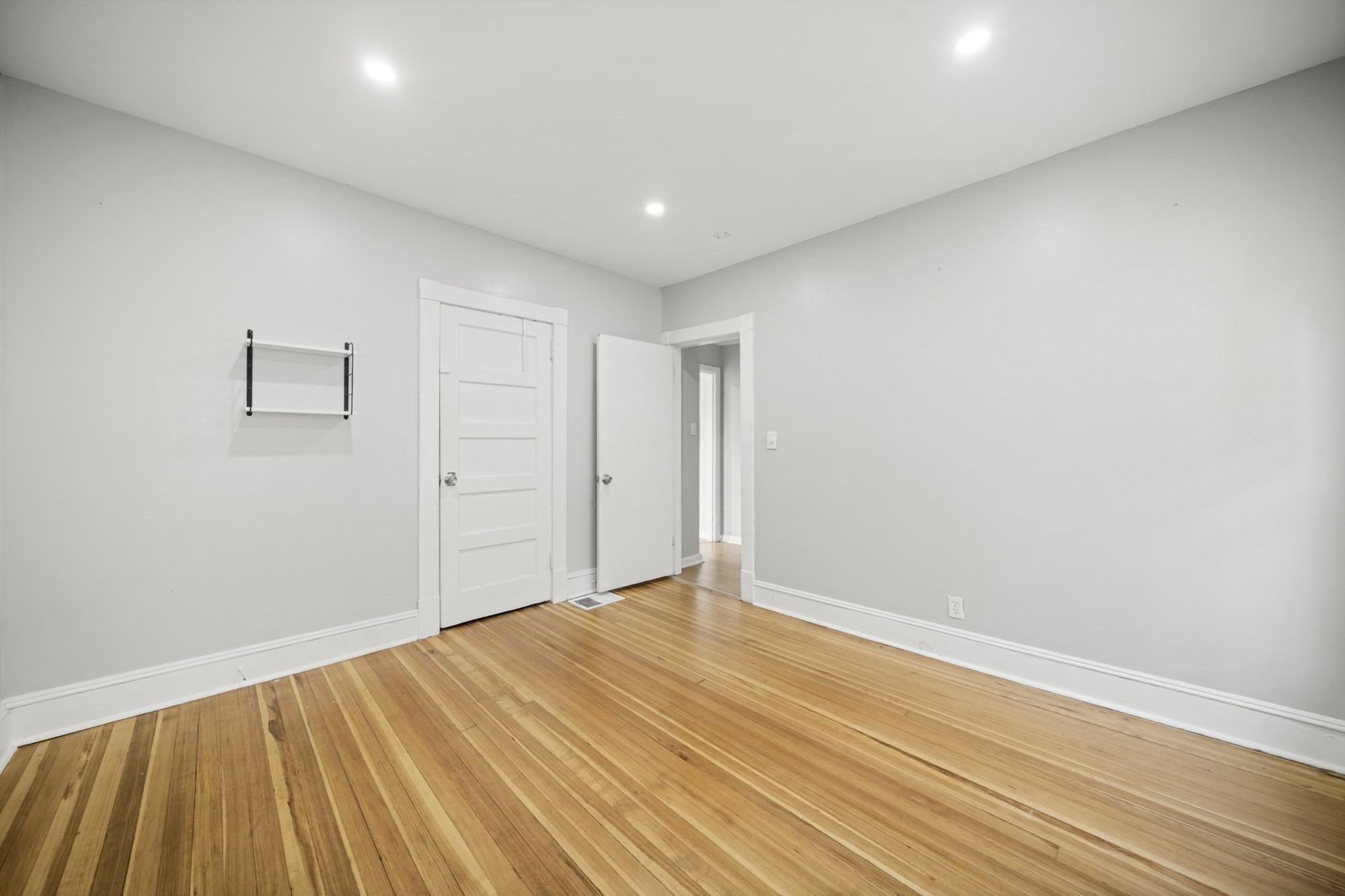 57 Narragansett St, Springfield, MA 01107 - Image 16