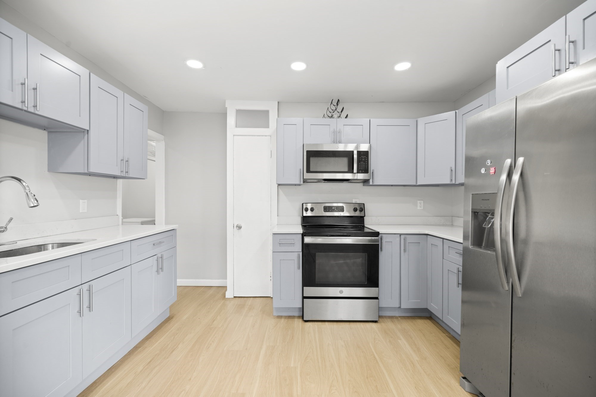 57 Narragansett St, Springfield, MA 01107 - Image 3