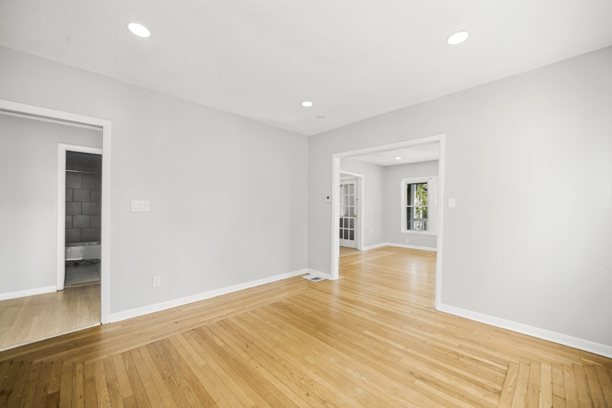 57 Narragansett St, Springfield, MA 01107 - Image 8