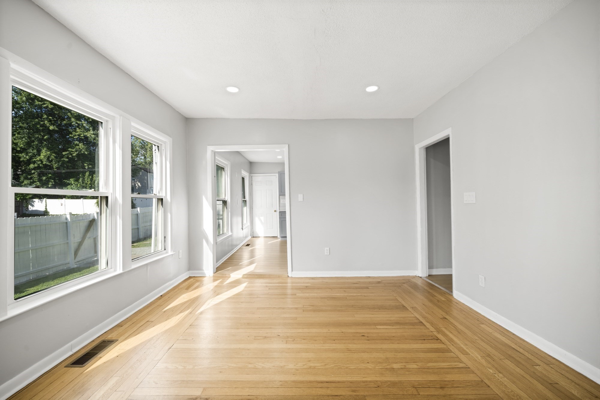 57 Narragansett St, Springfield, MA 01107 - Image 10