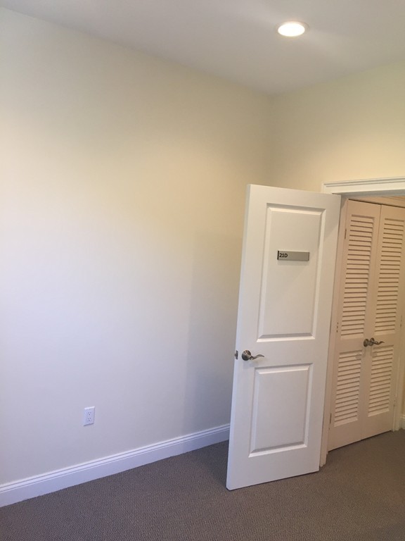 118 Pleasant Street Unit 21-D, Marblehead, MA 01945 - Image 6