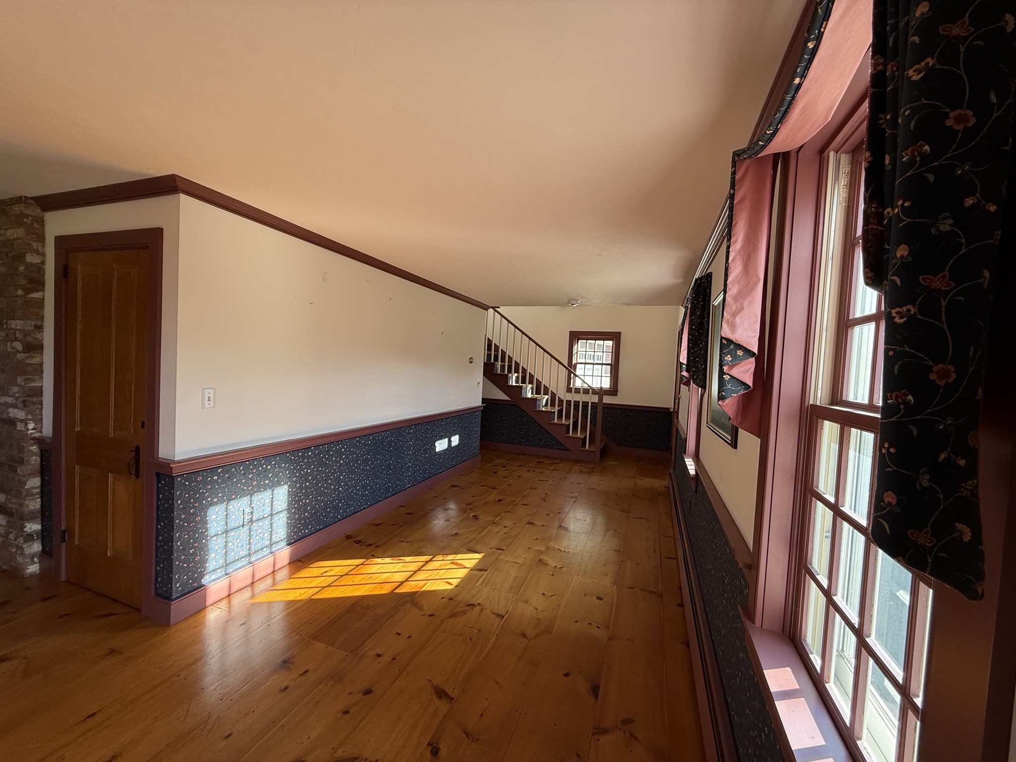 196 N Spencer Rd, Spencer, MA 01562 - Image 16