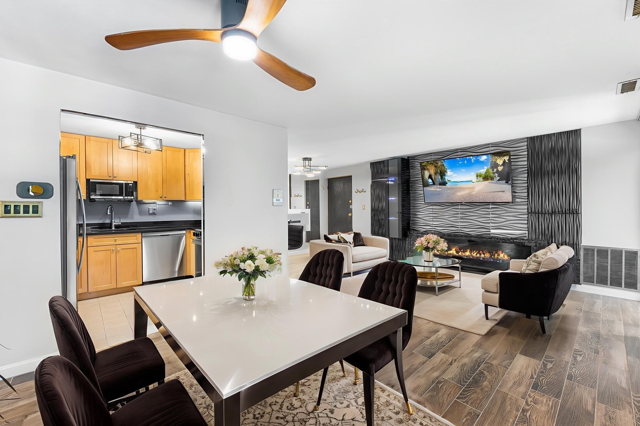 300 Park Terrace Dr Unit 354, Stoneham, MA 02180