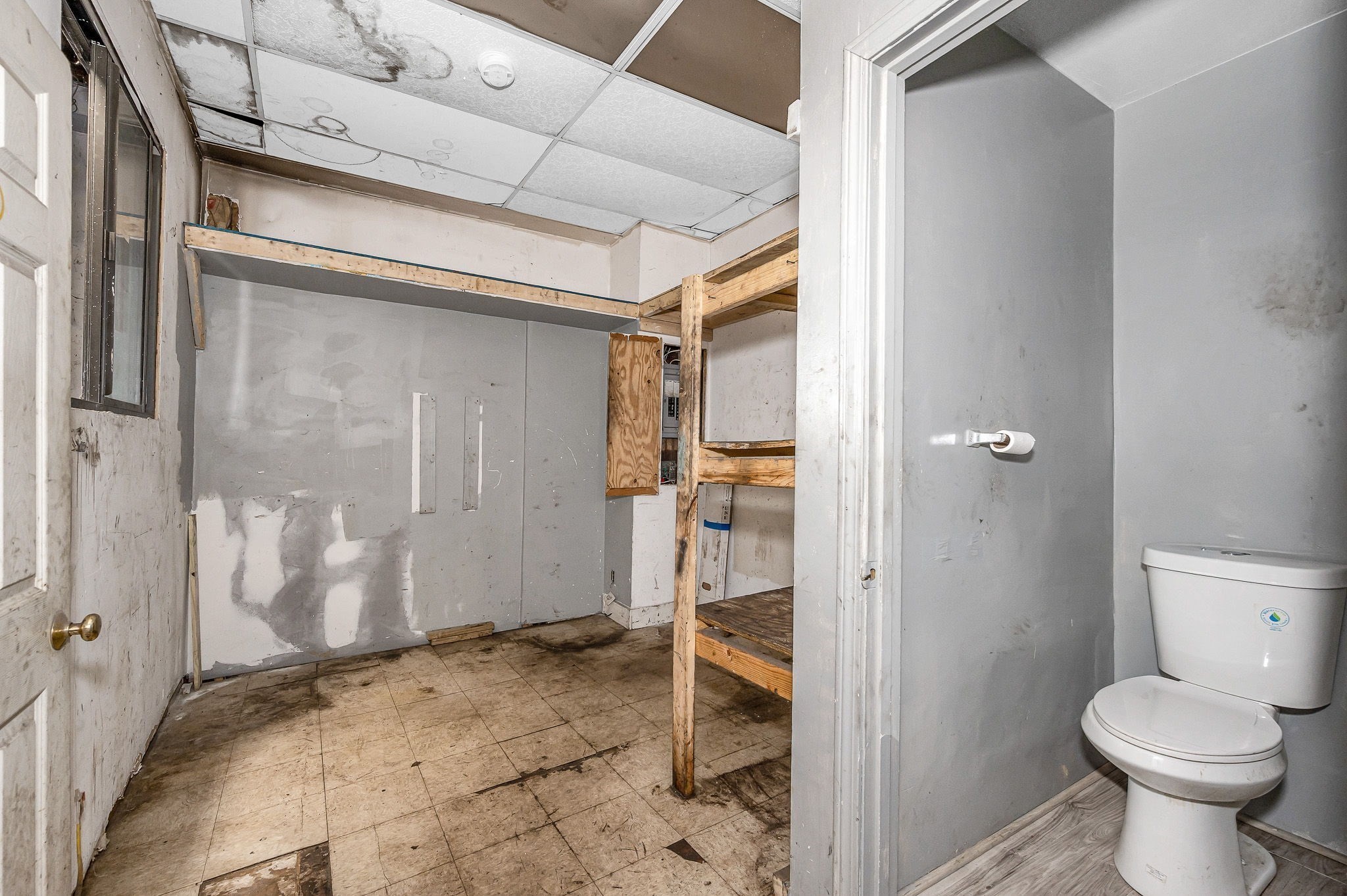 194 River St, Haverhill, MA 01832 - Image 31