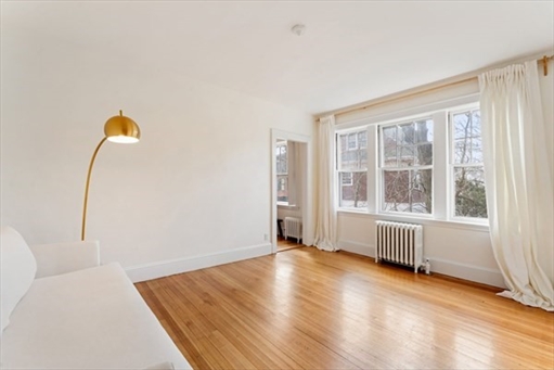 20 Concord Ave, Apt 6