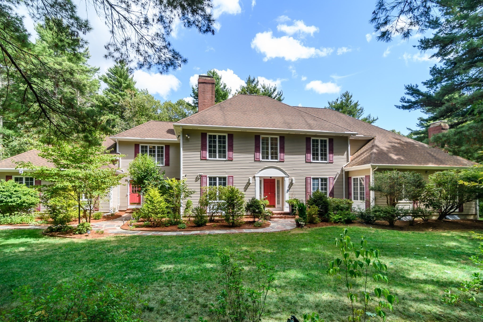 40 Grand Hill Dr, Dover, MA 02030 - Image 2
