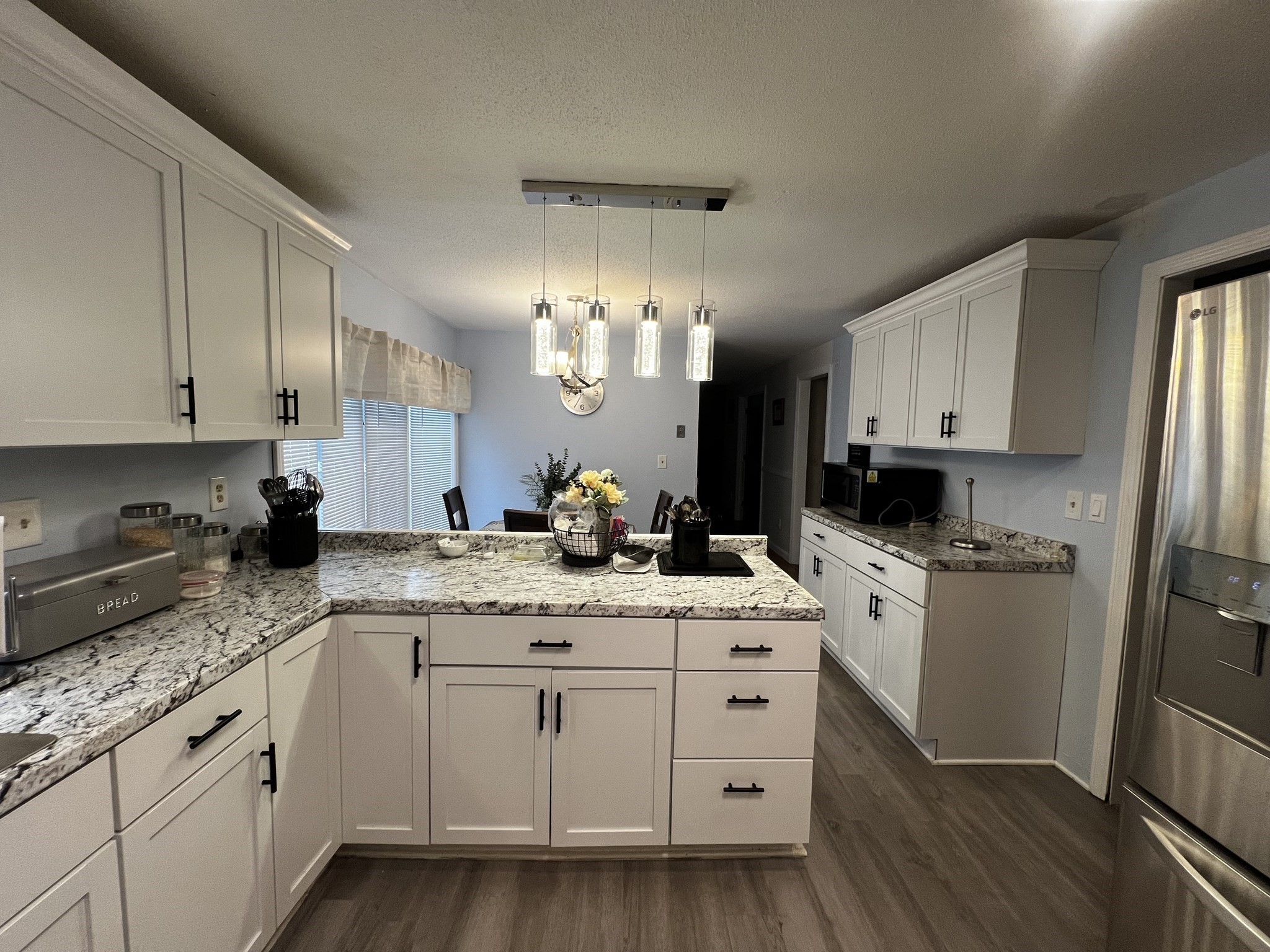 11 Calvin St, Springfield, MA 01104 - Image 3