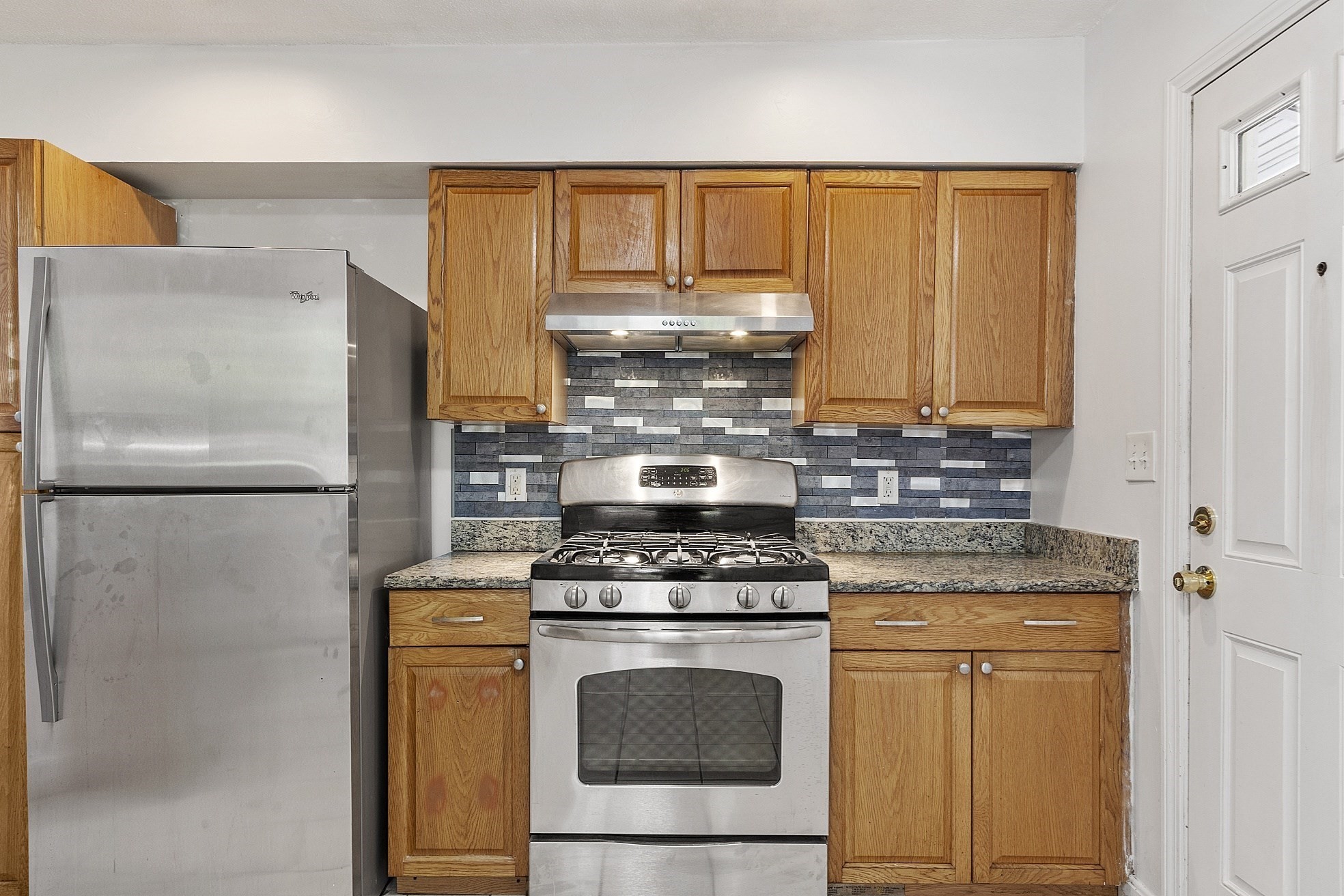 30 High St, Chelsea, MA 02150 - Image 4