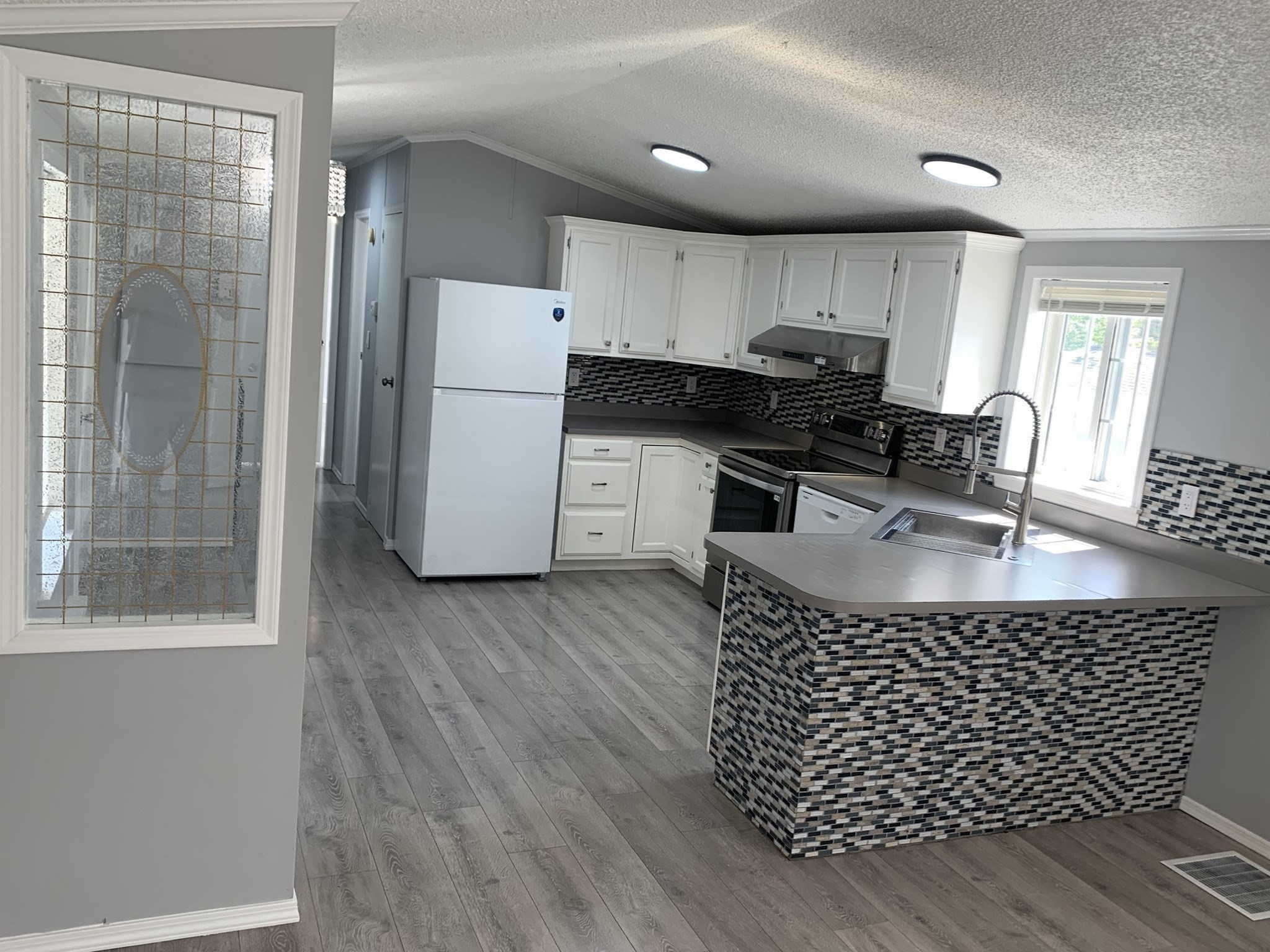 20 Virginia Ave, Marlborough, MA 01752 - Image 3