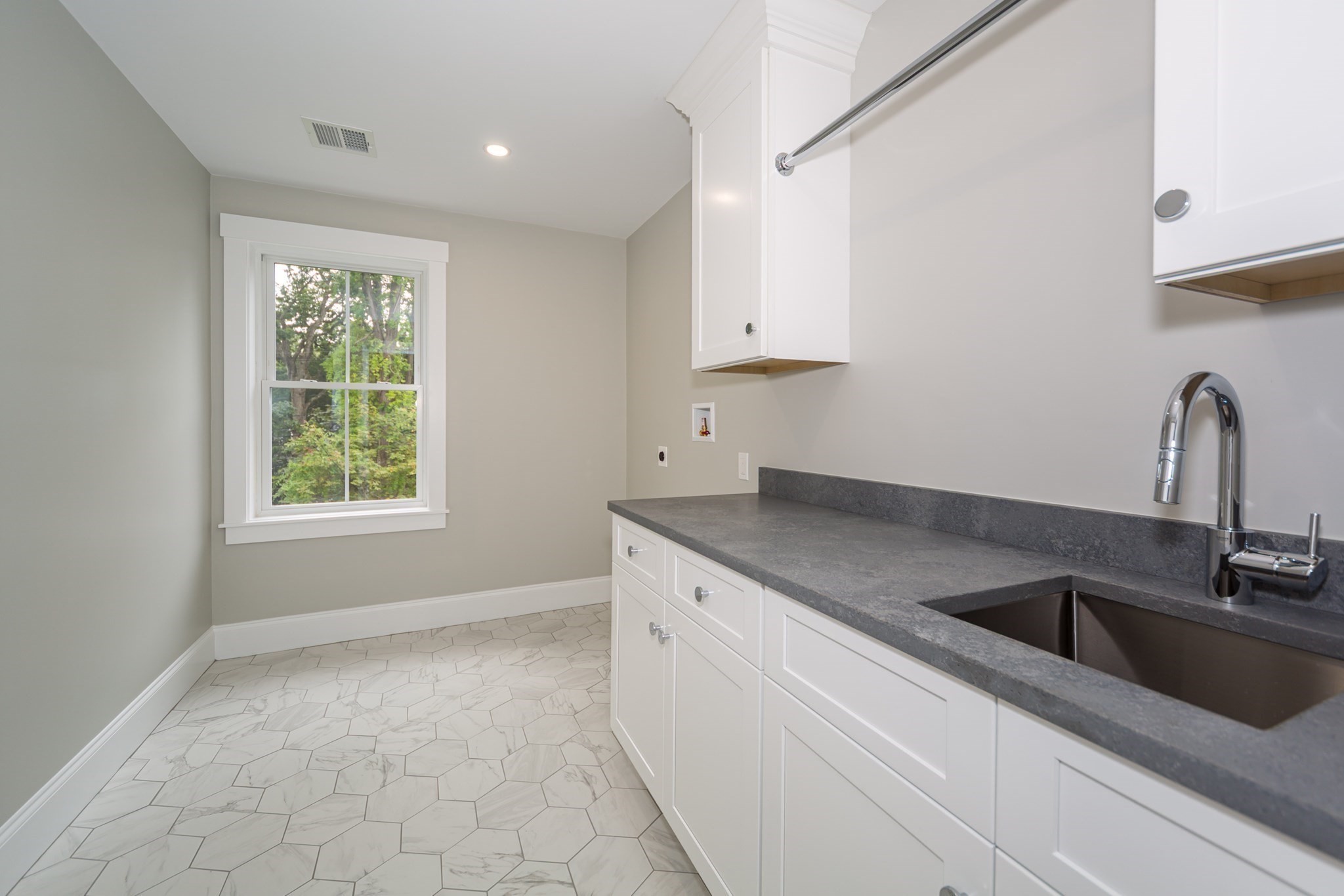 94 Woodland St, Natick, MA 01760 - Image 29