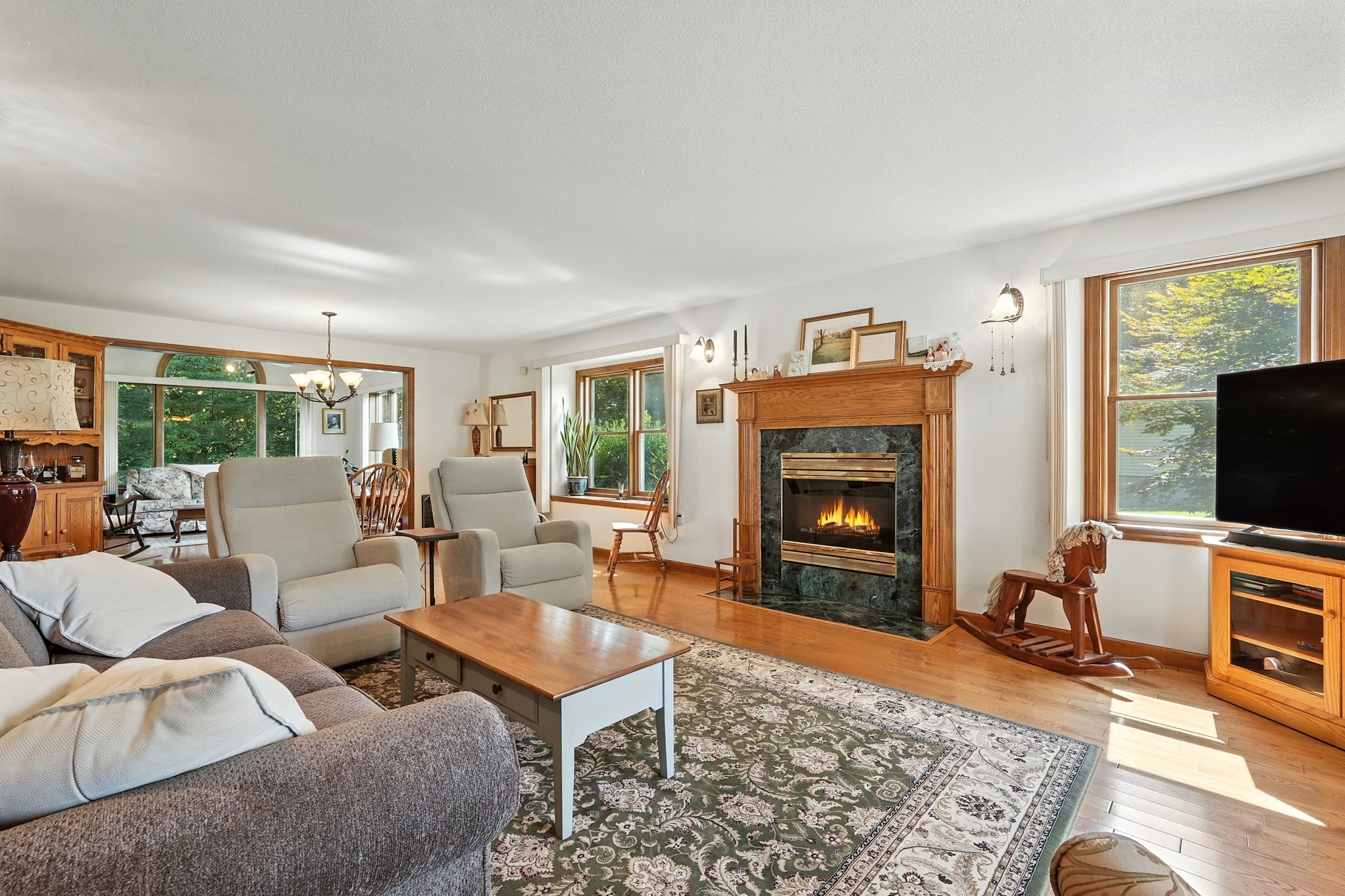 55 Dowds Ln, Chicopee, MA 01020 - Image 7