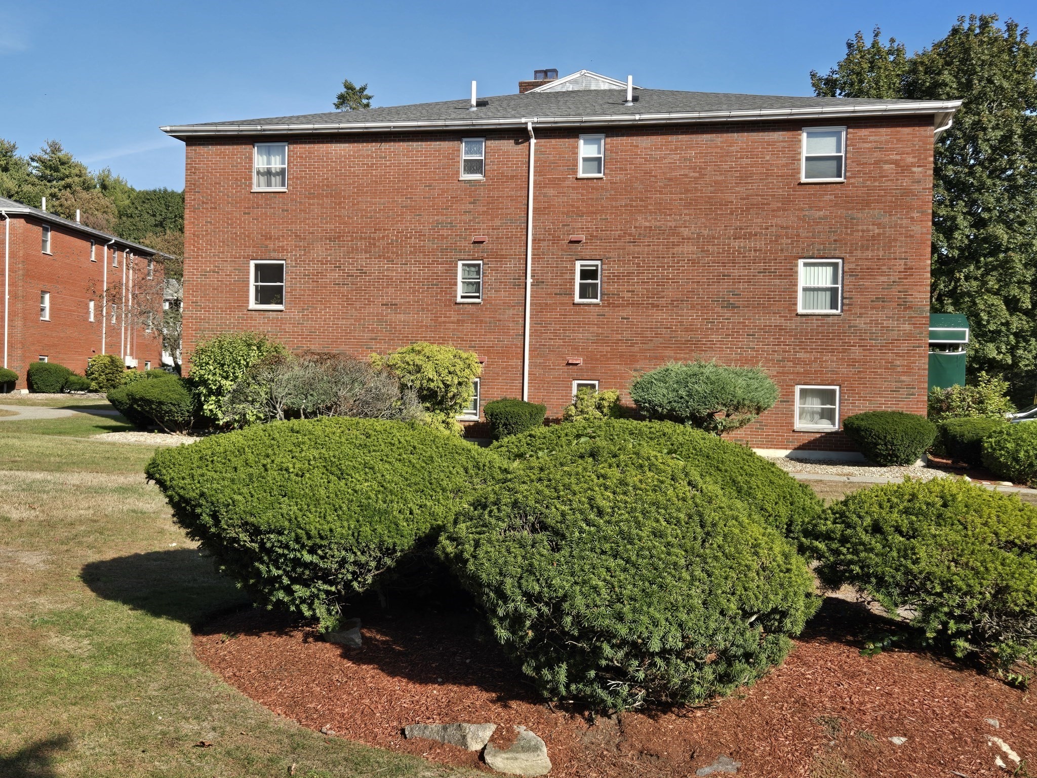 1 Colonial Dr Unit 8, Andover, MA 01810