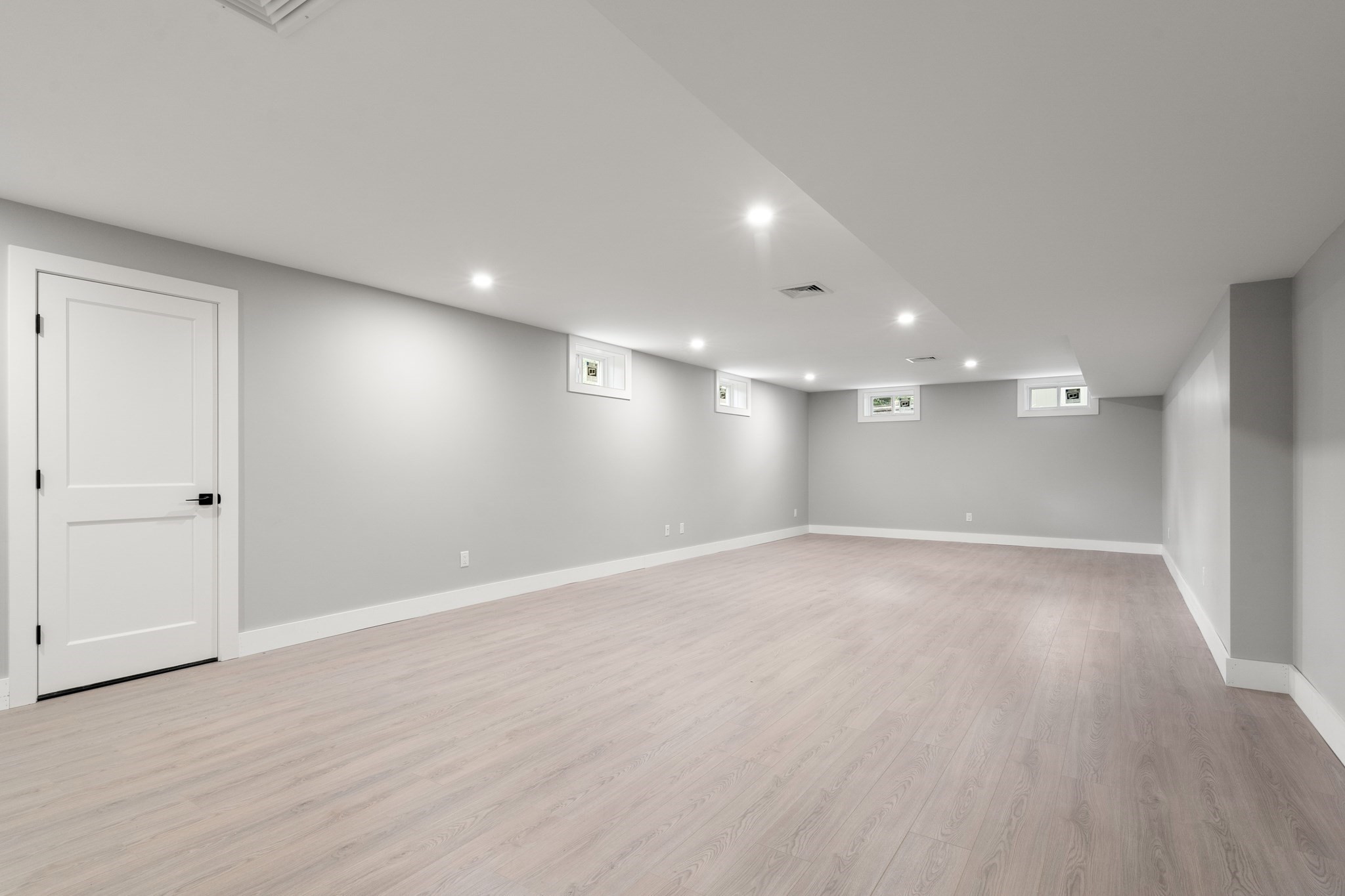 9 Stanley Rd, Belmont, MA 02478