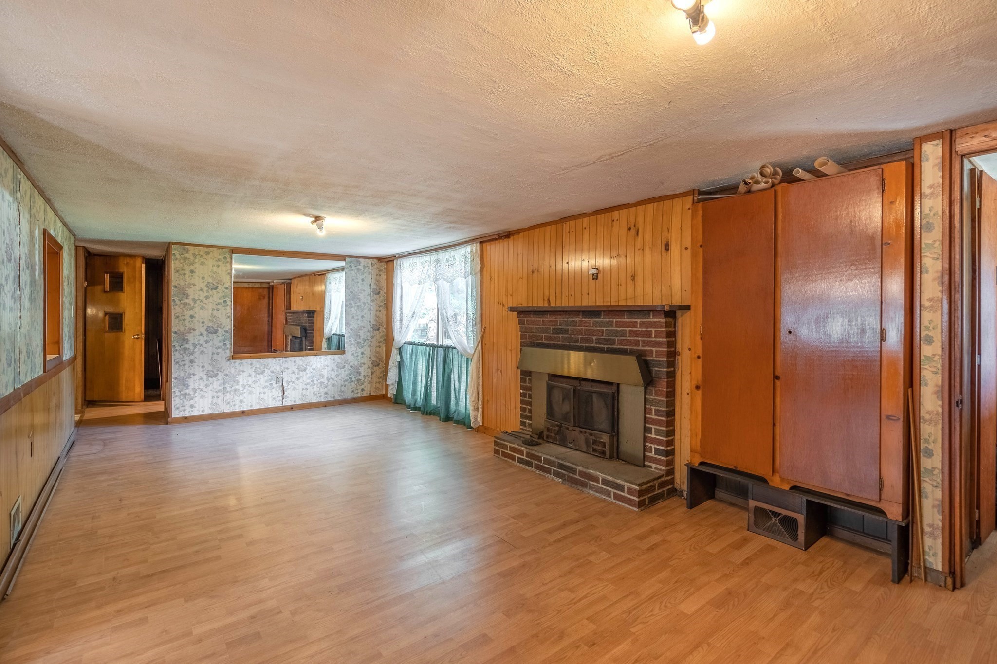 70 Quaboag St, Brookfield, MA 01506 - Image 2