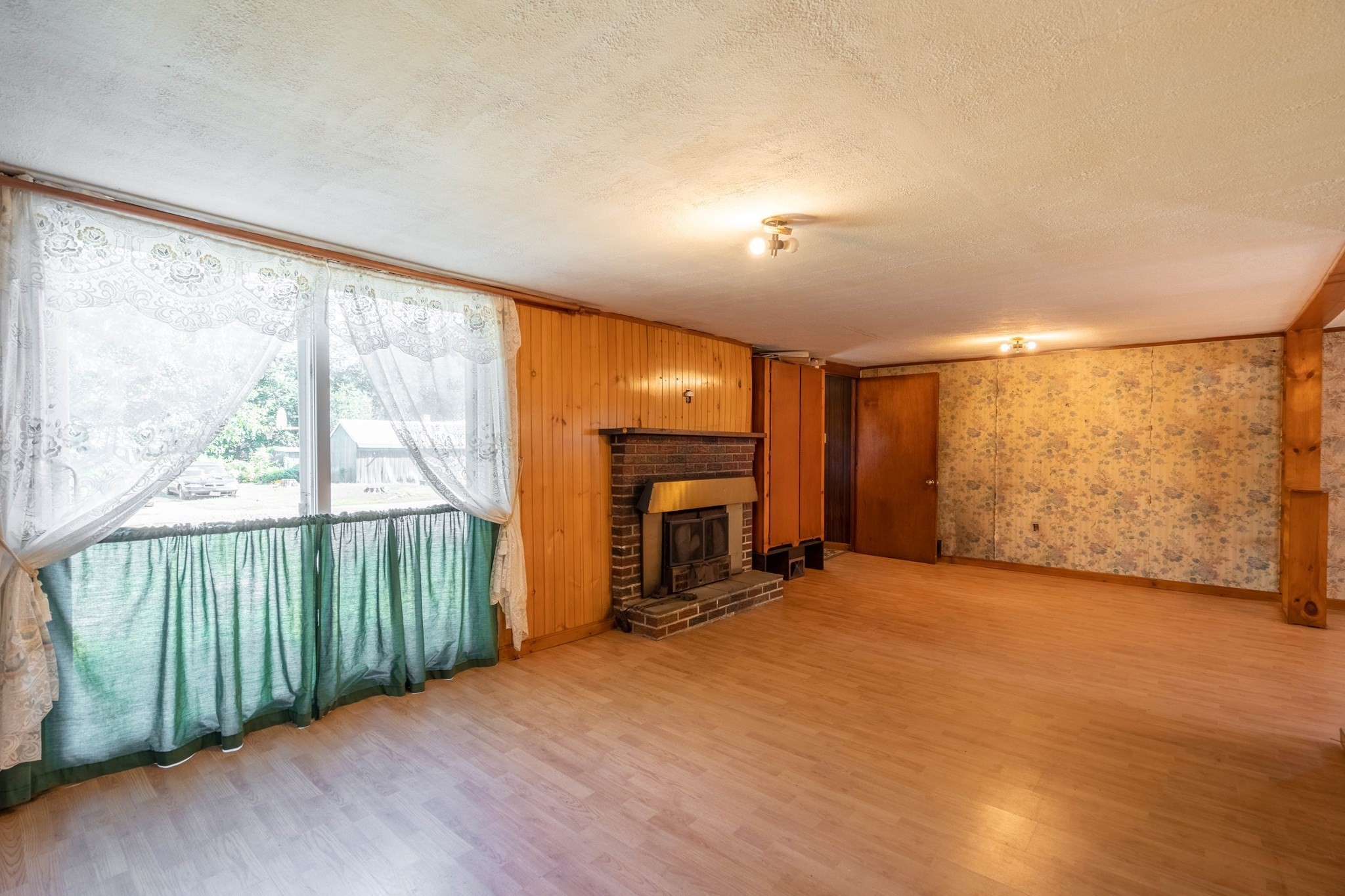 70 Quaboag St, Brookfield, MA 01506 - Image 7