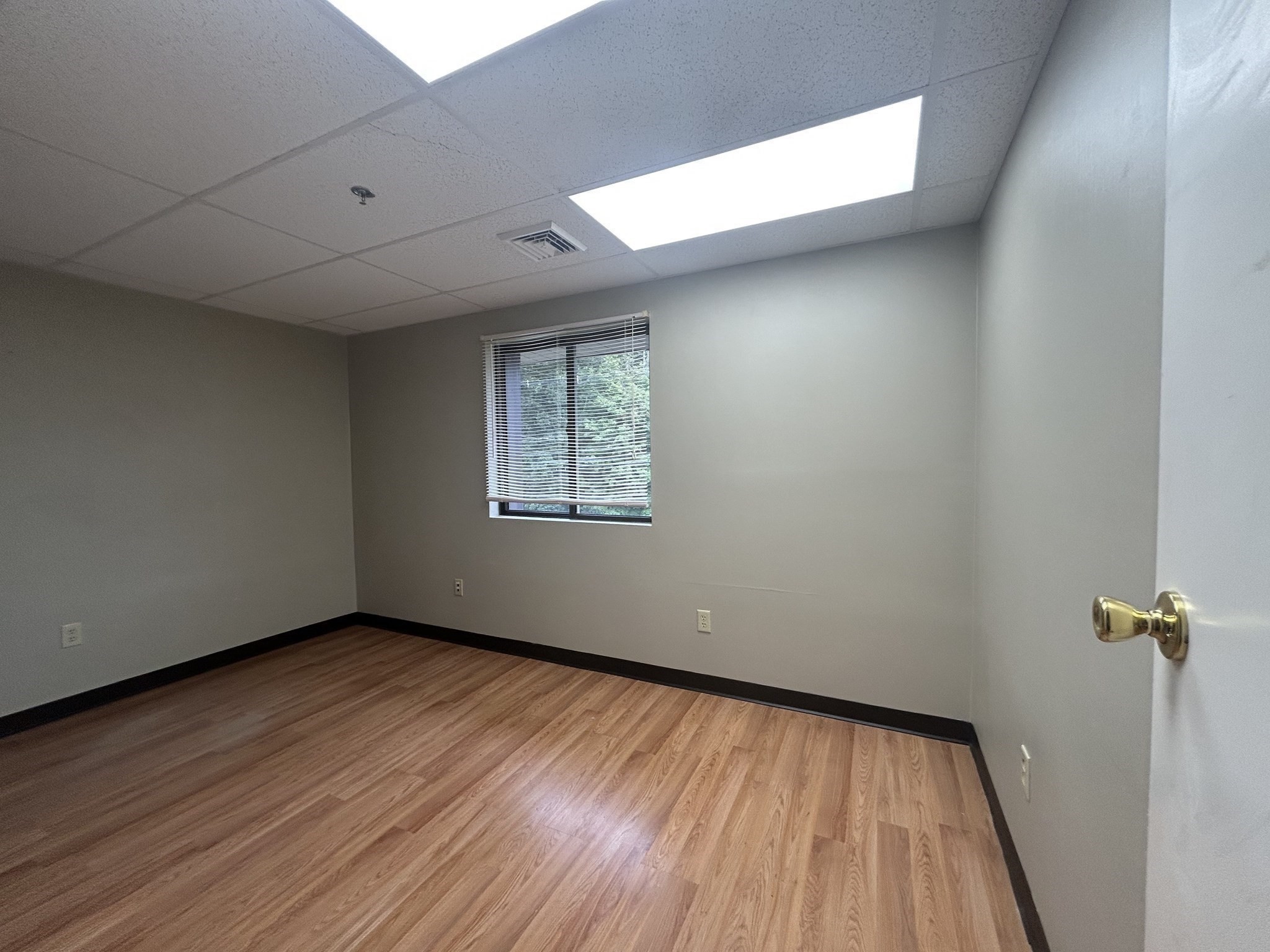 550 North Main Street, Attleboro, MA 02703 - Image 11