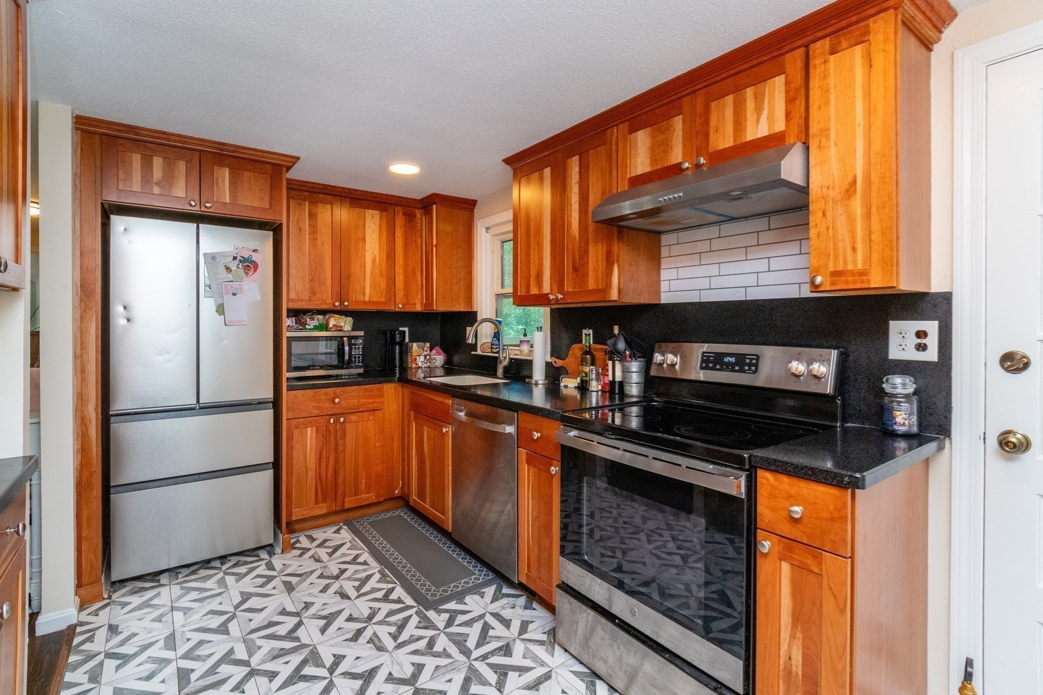 154 Auburn St, Whitman, MA 02382 - Image 9