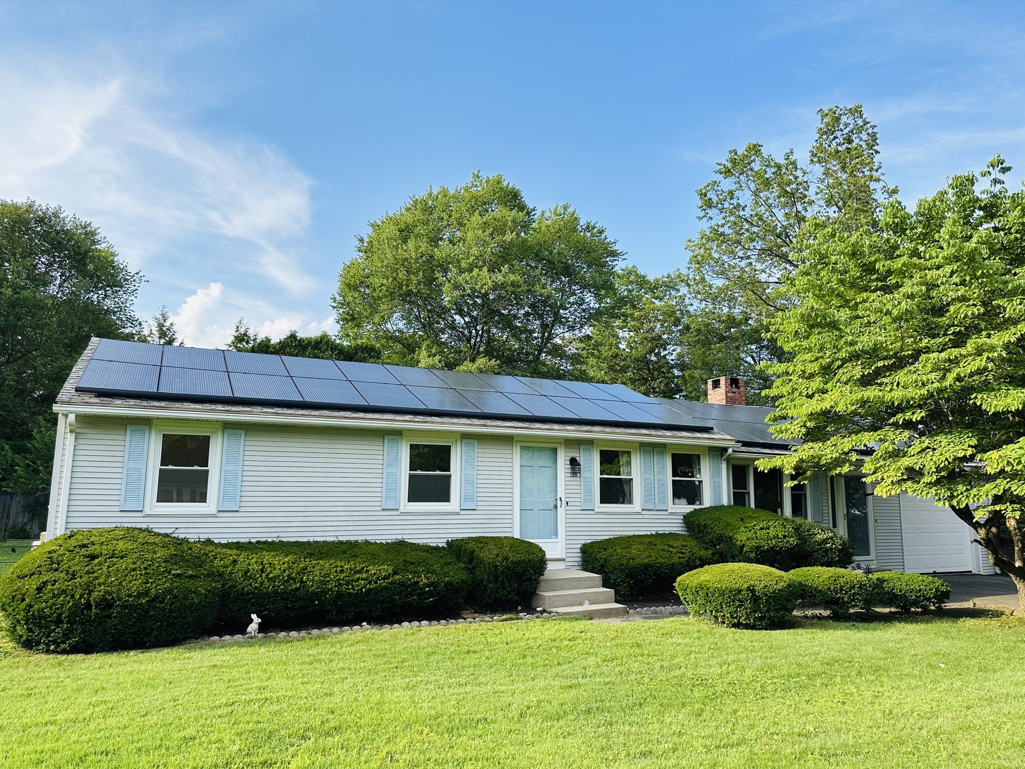 128 Sherwood Rd, Springfield, MA 01119 - Image 1