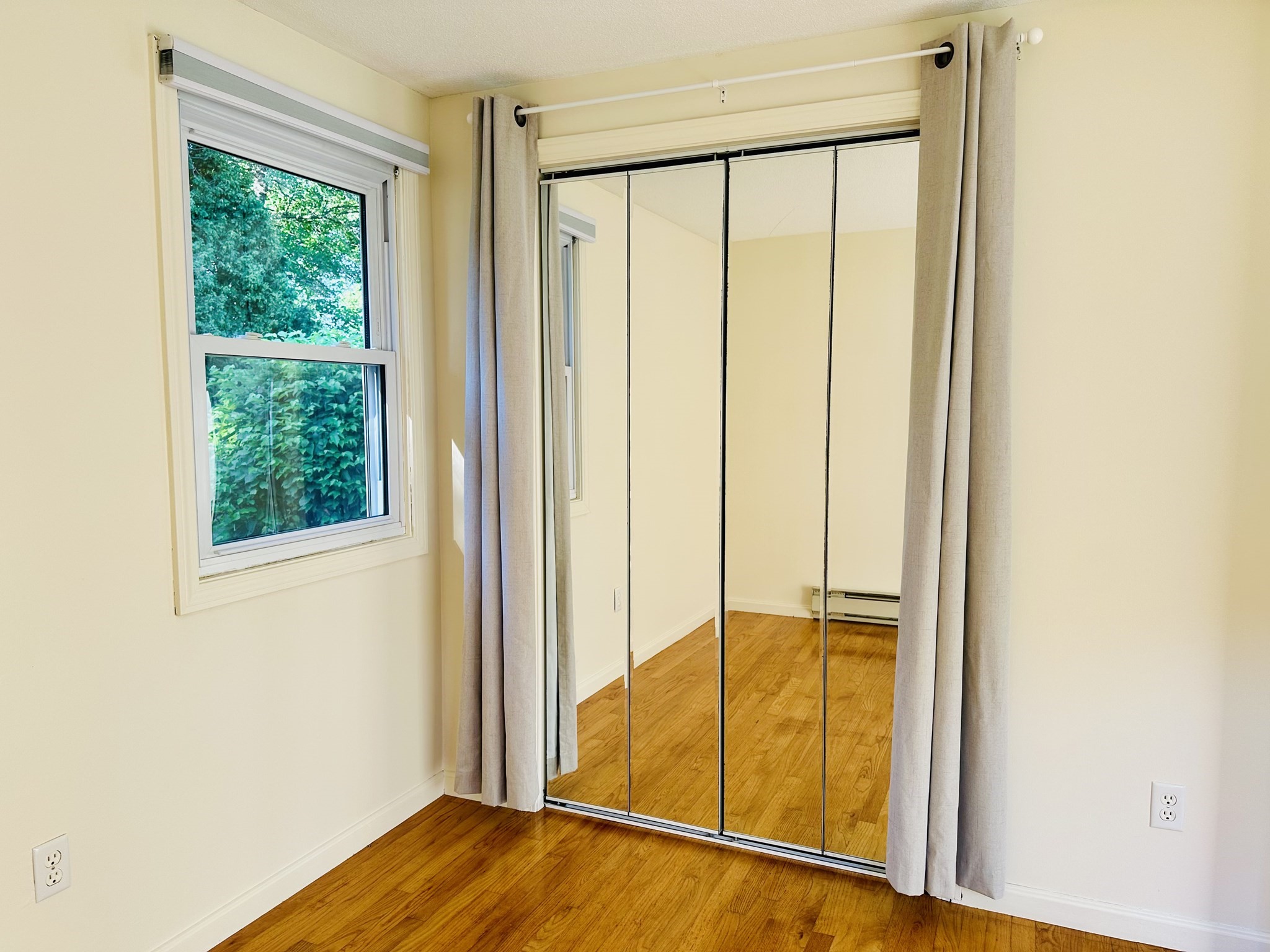 128 Sherwood Rd, Springfield, MA 01119 - Image 11