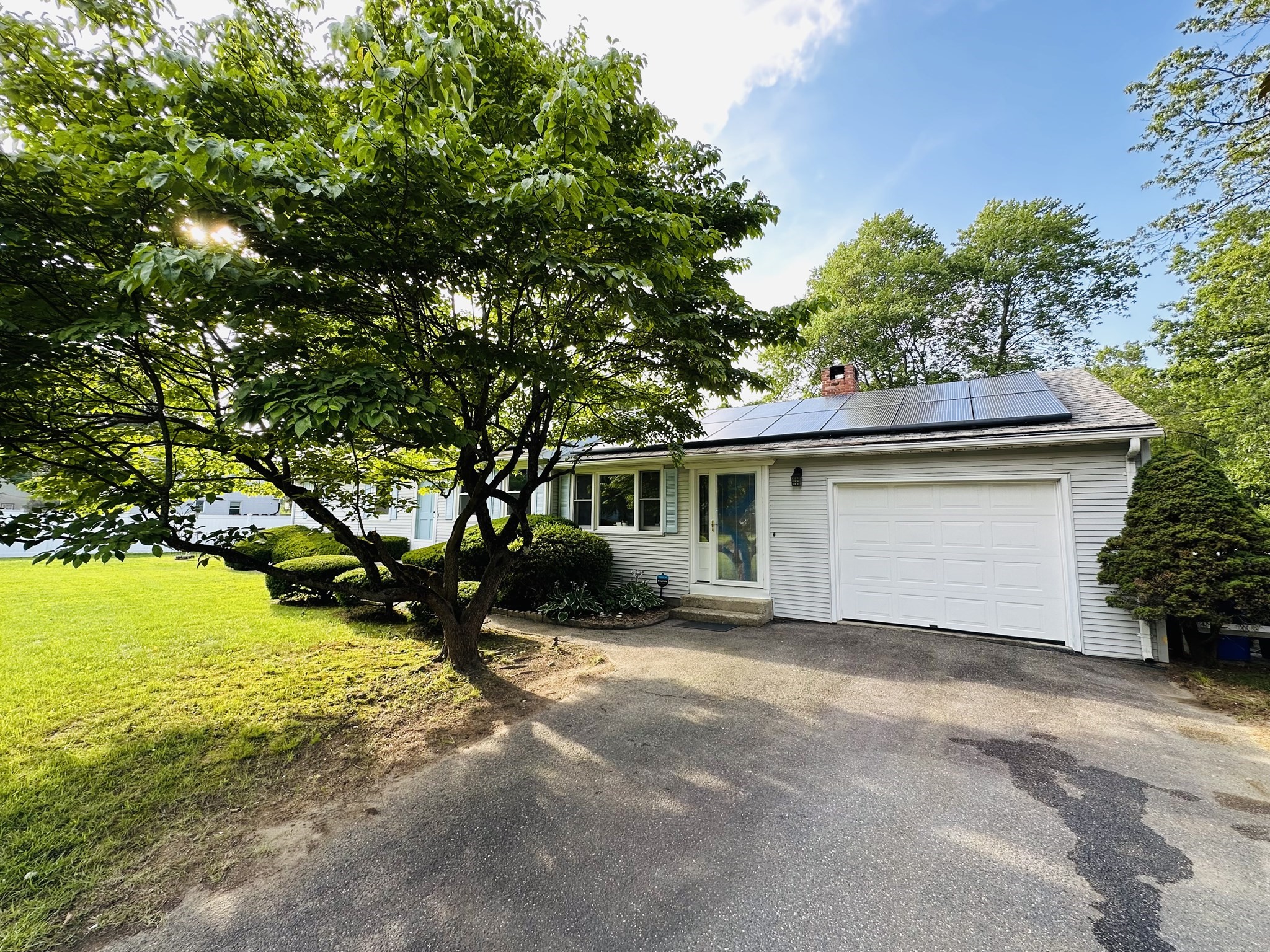 128 Sherwood Rd, Springfield, MA 01119 - Image 3