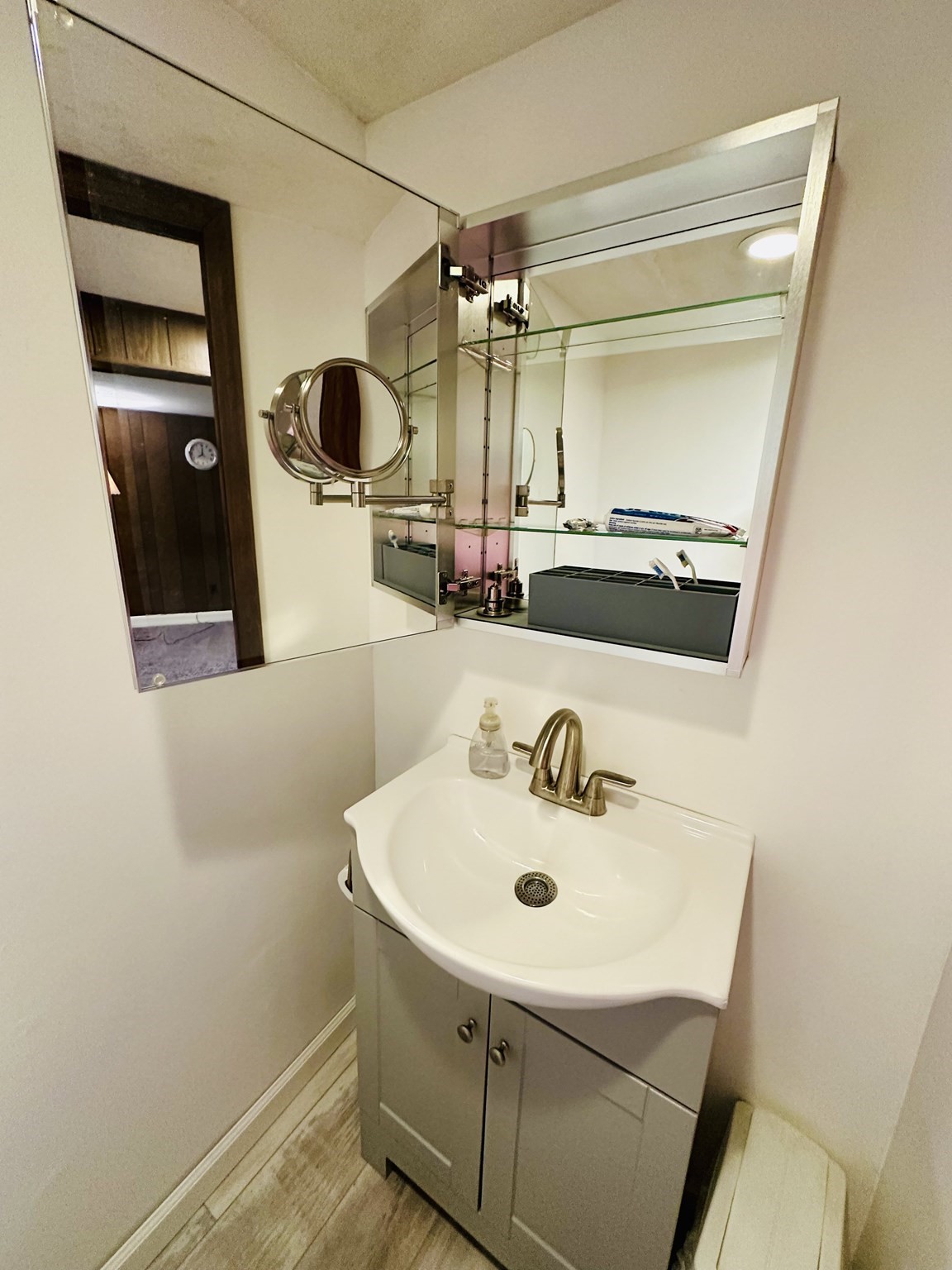 128 Sherwood Rd, Springfield, MA 01119 - Image 39